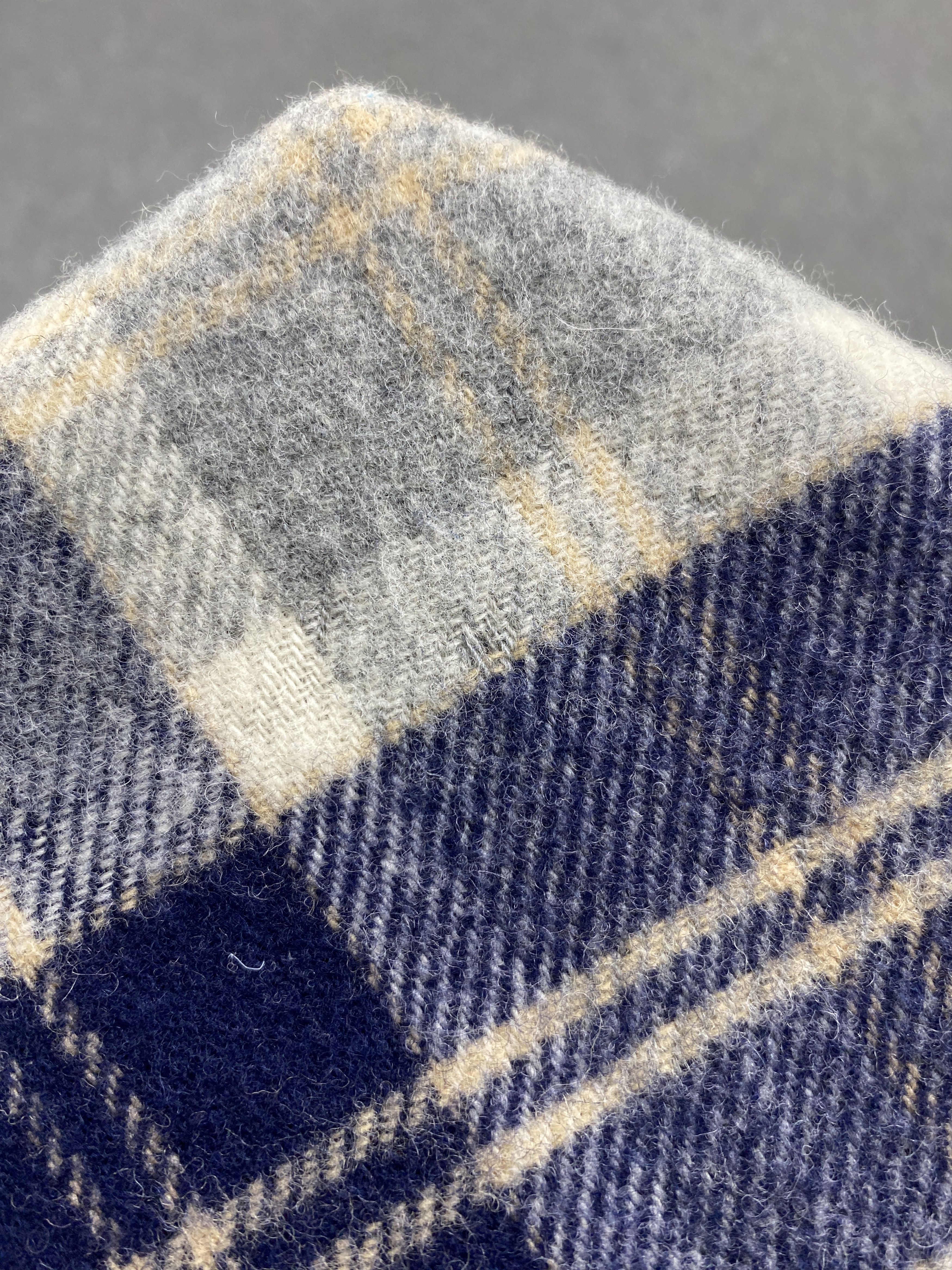 Johnstons Of Elgin Johnstons Of Elgin Scarf / Muffler / Neckwear - SC0156 Size ONE SIZE - 11 Thumbnail