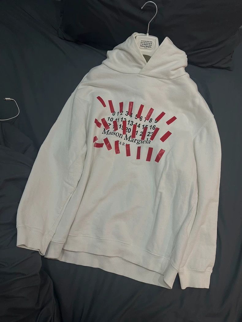 Maison Margiela Maison Margiela Maison Margiela Tape Logo Hoodie Classic S Size US L / EU 52-54 / 3 - 1 Thumbnail