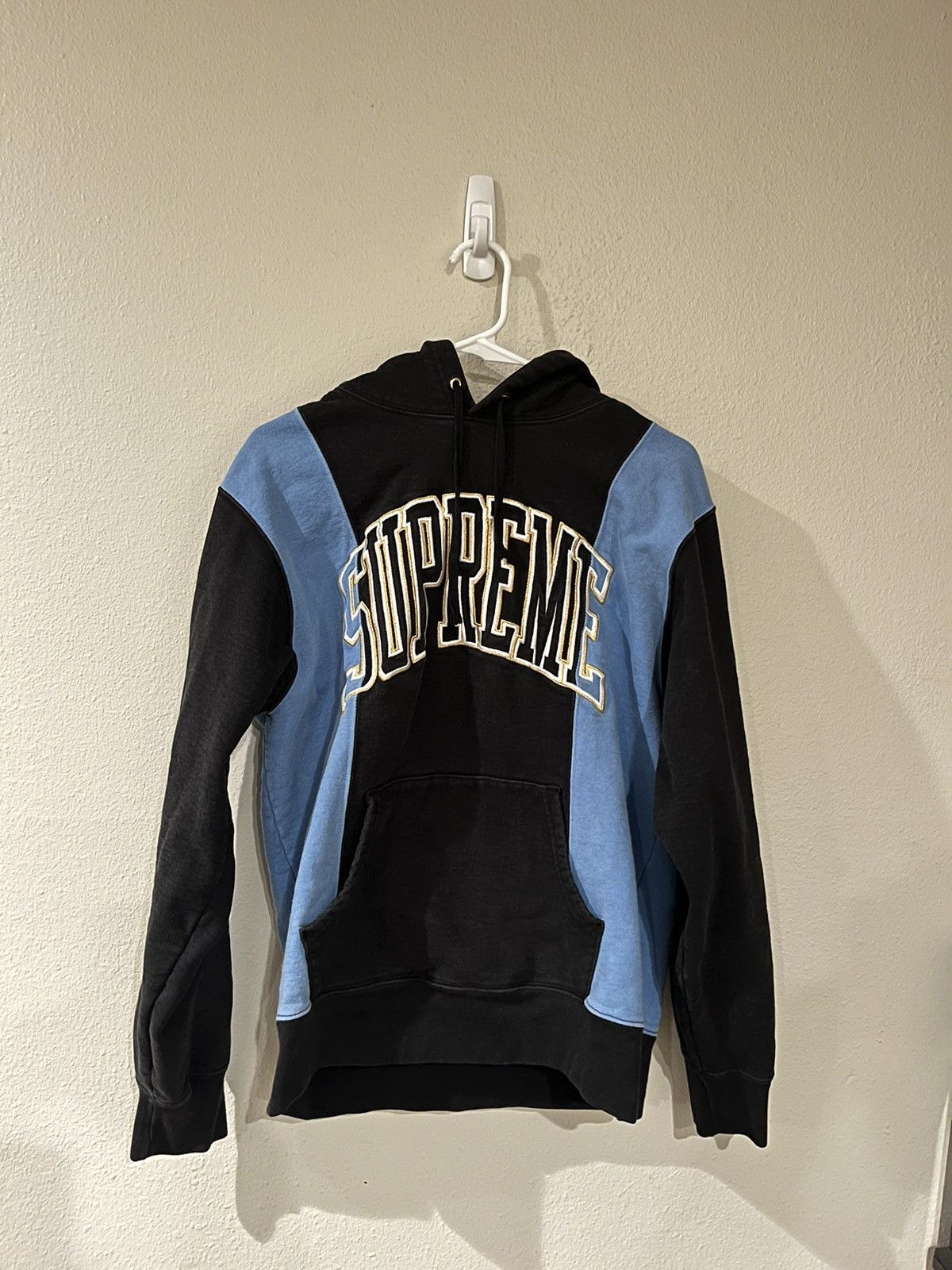 Paneled arc hooded sweatshirt best sale