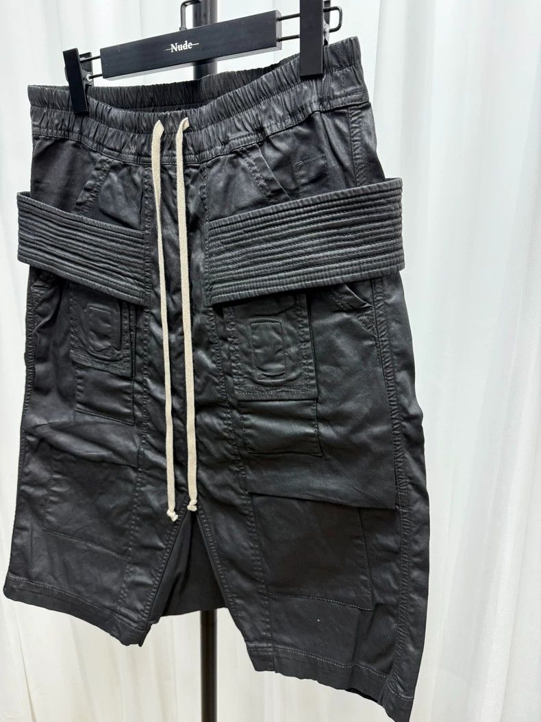 Rick Owens Rick owens size xs Thick wax double-loop shorts 2504-Nextar Size US 28 / EU 44 - 2 Thumbnail