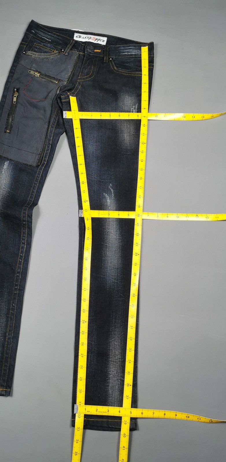 Le Grande Bleu (L.G.B.) Grasshopper Patch Zipper Pocket Skinny Jeans Size US 28 / EU 44 - 10 Thumbnail