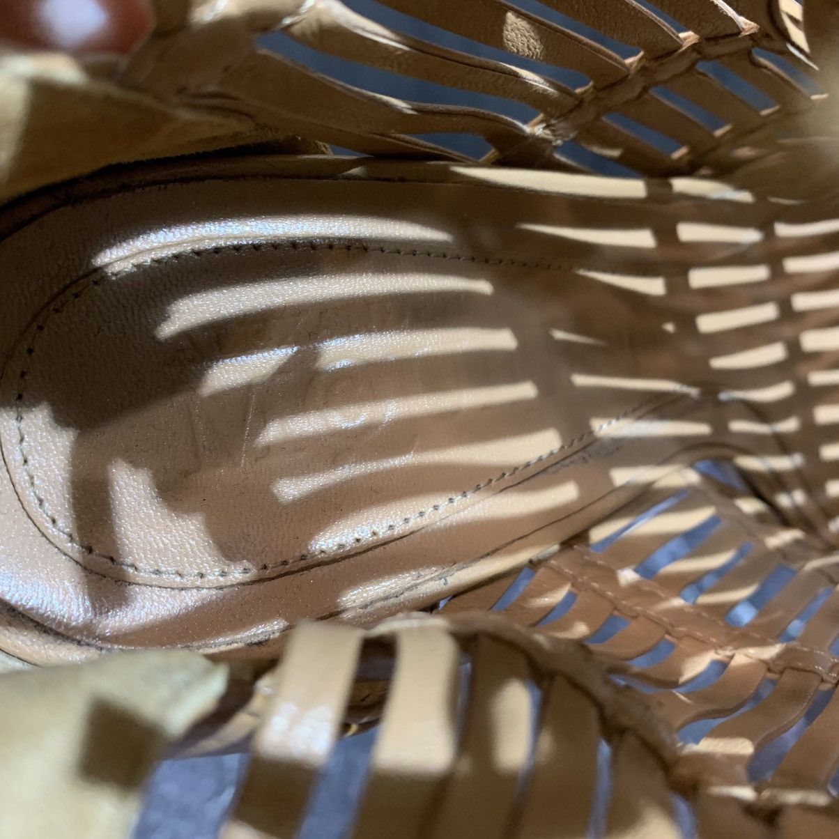 Alexander McQueen Alexander MaQueen Beige Leather Platform Cage Heels size 38 Size US 8 / IT 38 - 19 Thumbnail