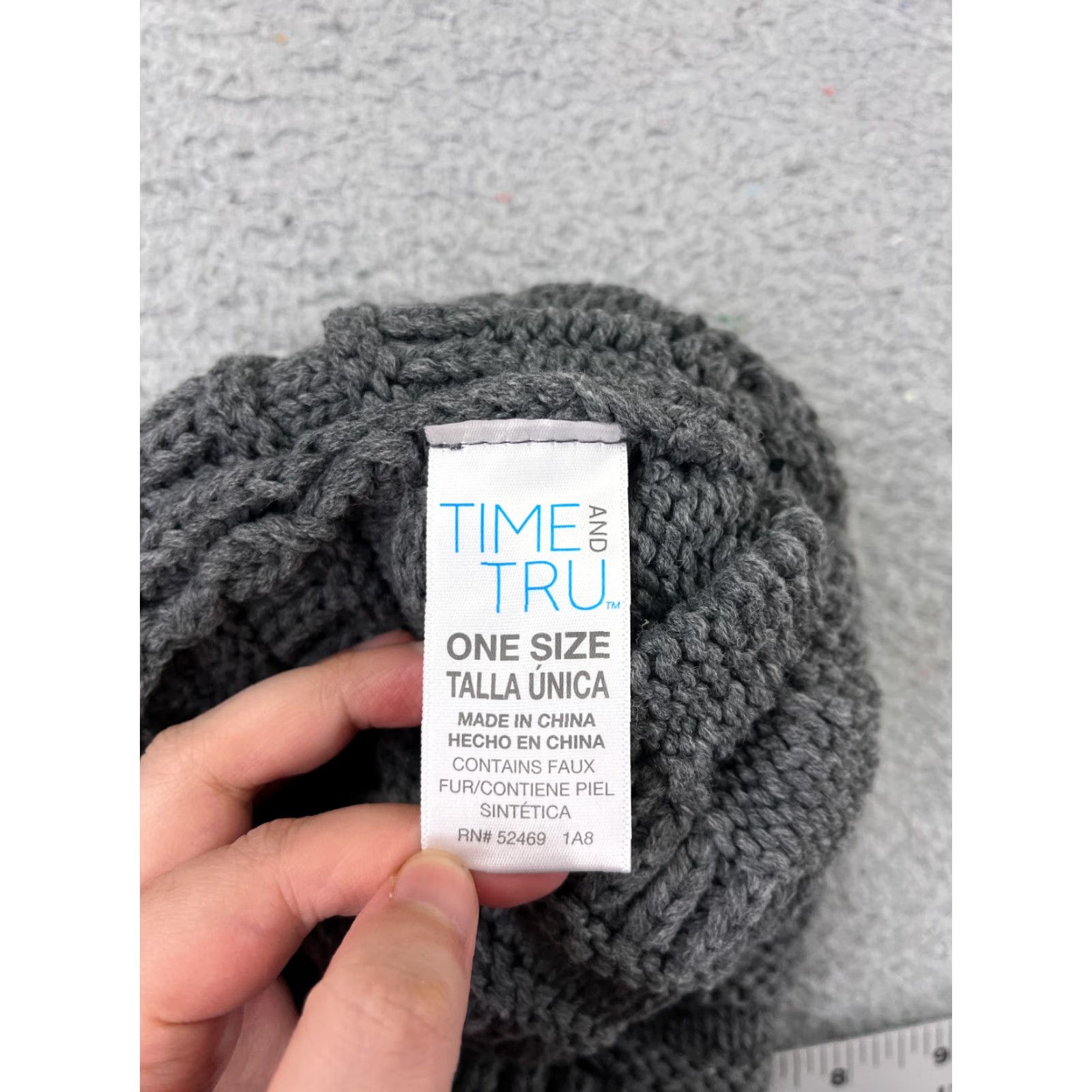Vintage Time And Tru Beanie Hat Womens One Size Gray Knit Polyester Faux Fur Pom Size ONE SIZE - 7 Thumbnail
