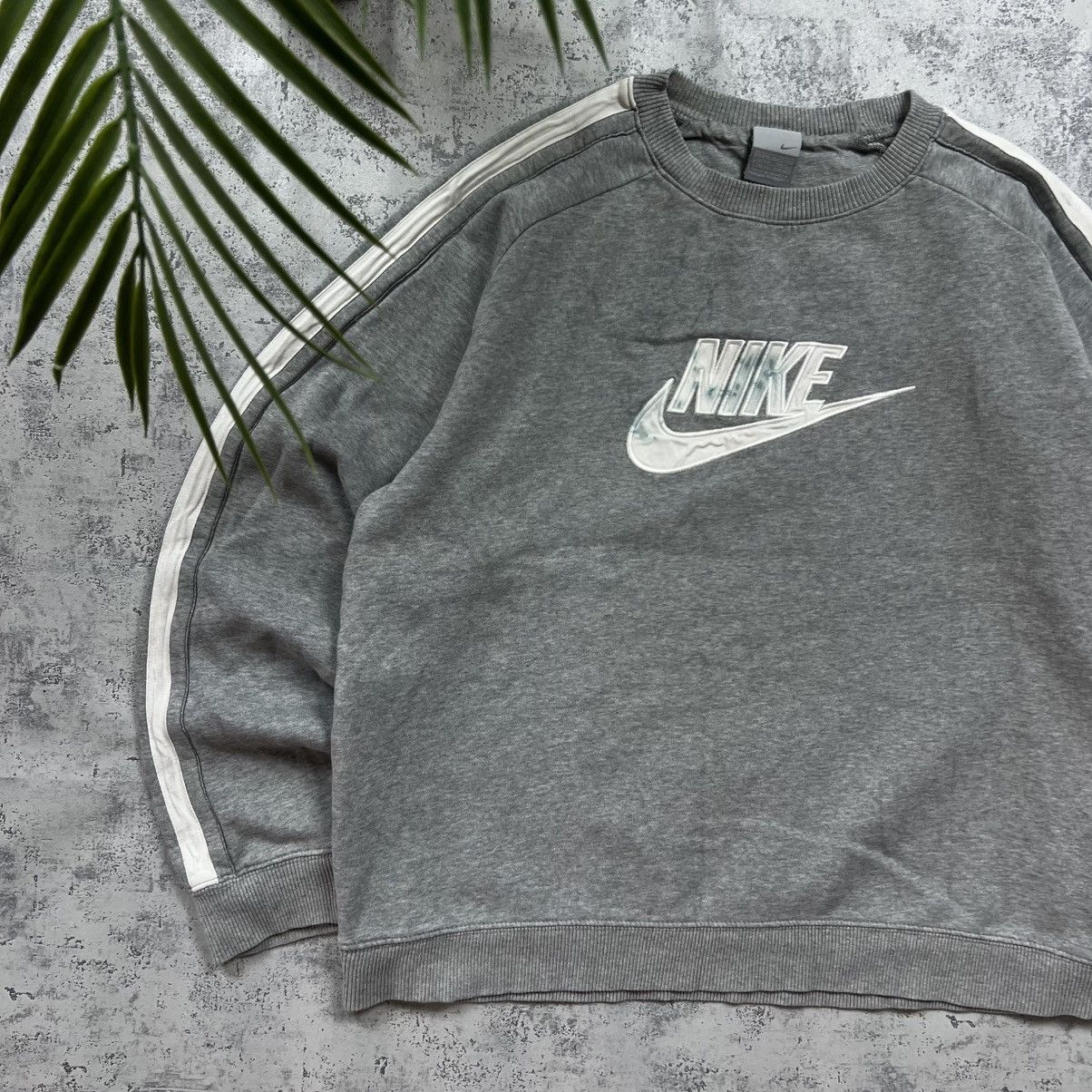 Nike 90s NIKE BIG RETRO LOGO VINTAGE Y2K OVERSIZED SWEATSHIRT Size US M / EU 48-50 / 2 - 2 Thumbnail