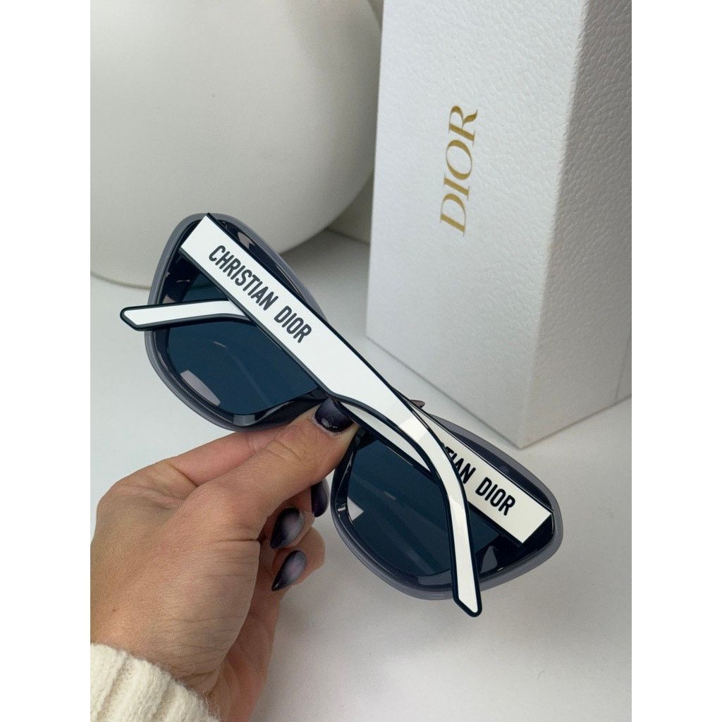 Dior NEW Dior Pacific B3U Logo Sunglasses Cat Eye Navy Blue Size ONE SIZE - 8 Thumbnail