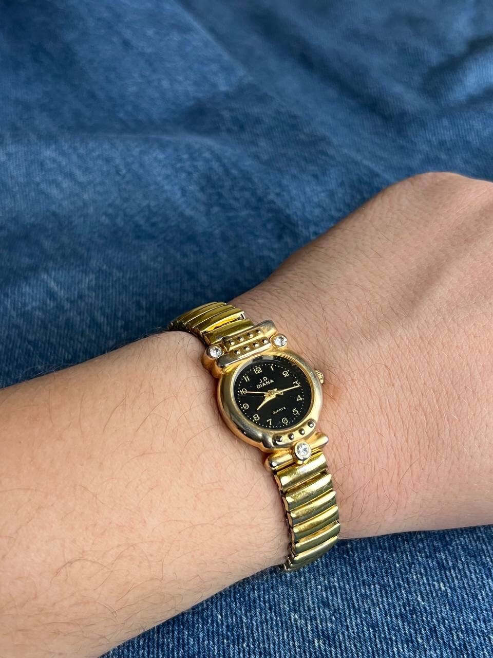Japanese Brand × Vintage Vintage Japanese style futuristic Watch Diana Japan watch Size ONE SIZE - 5 Thumbnail