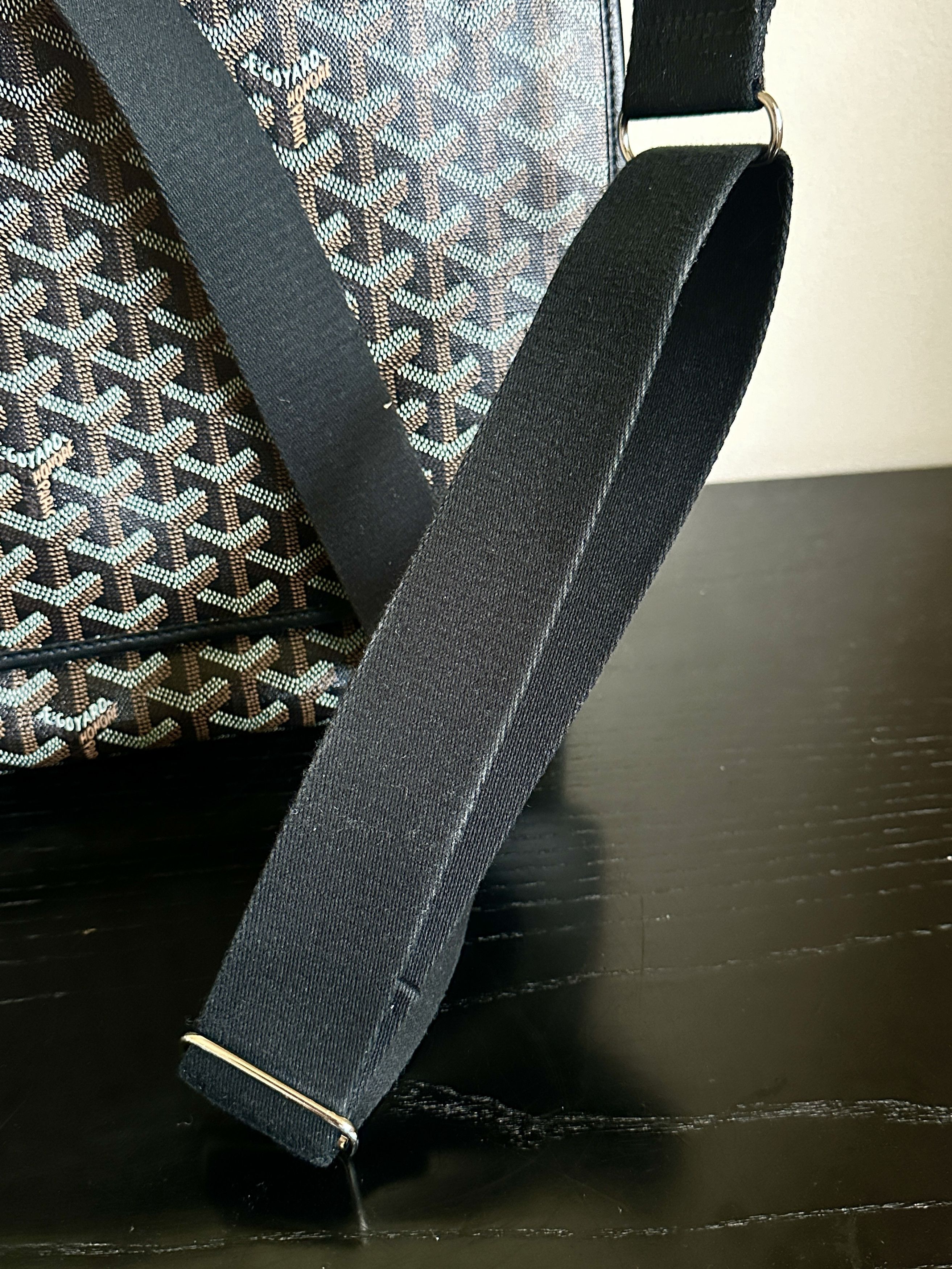 Goyard Goyard Capecian MM Messenger Bag Size ONE SIZE - 9 Thumbnail