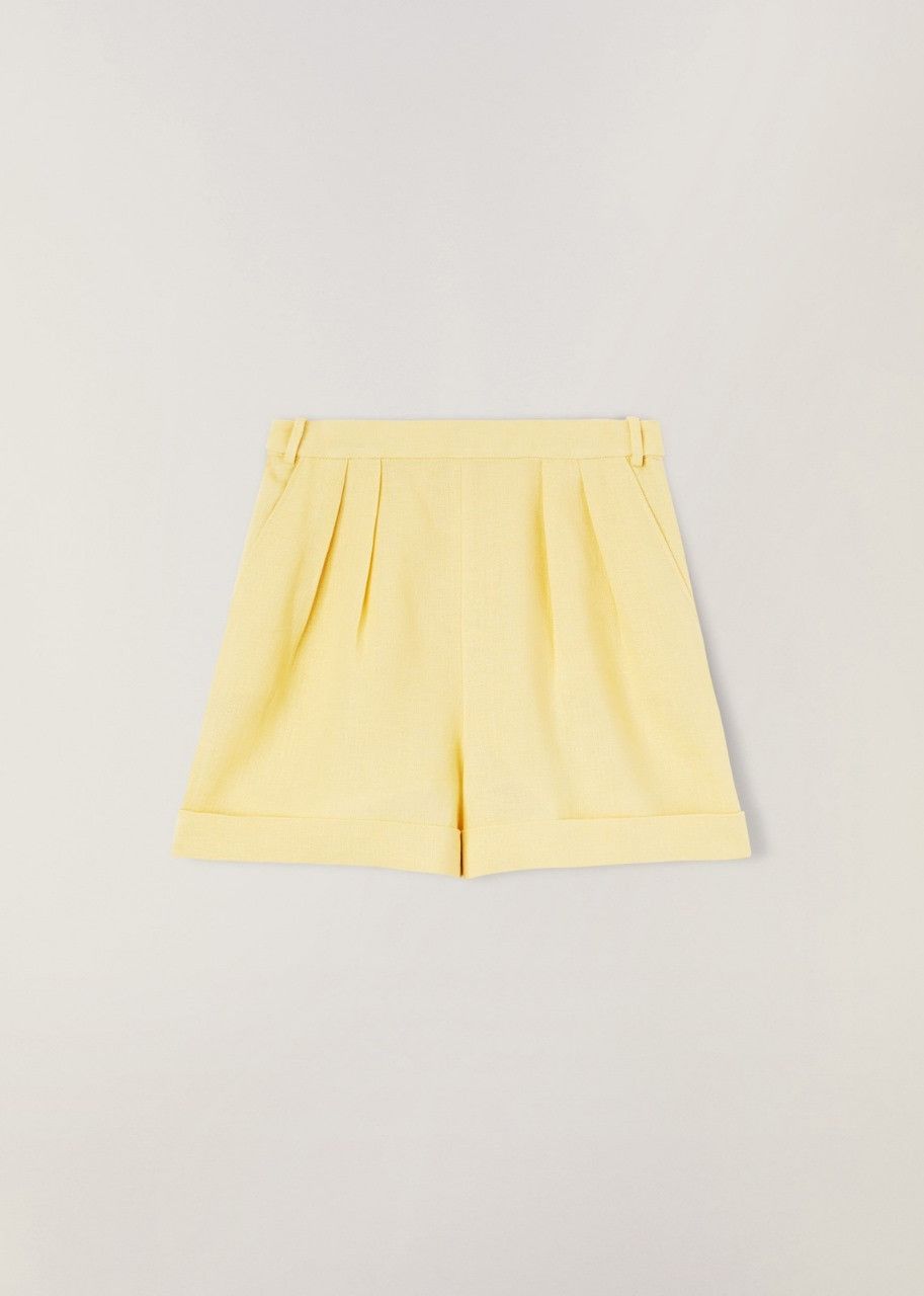 image of Loro Piana O1Srvl11E0424 Shorts In Golden, Women's (Size 26)