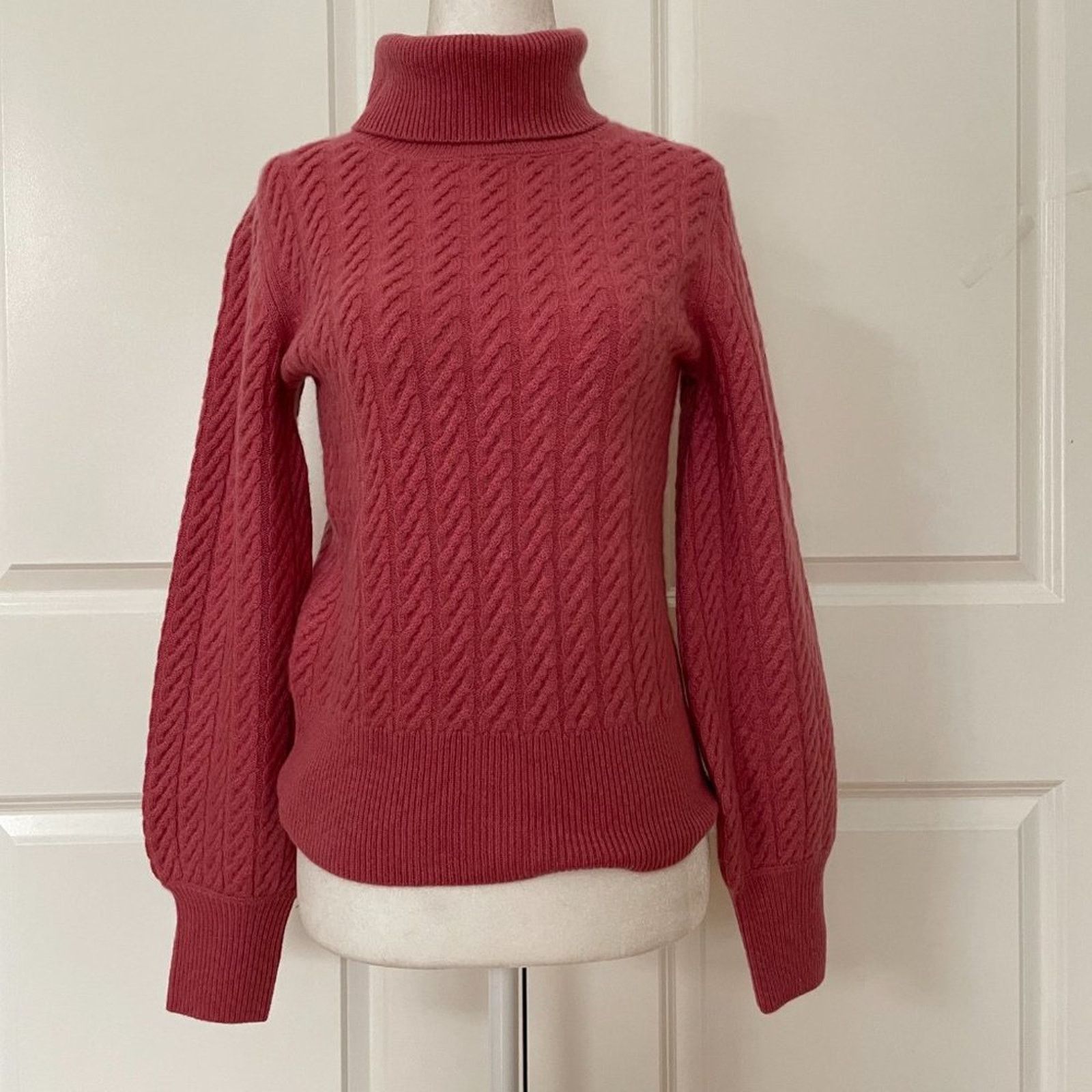 Elie Tahari Cashmere Turtleneck Sweater from Elie Tahari Size XS / US 0-2 / IT 36-38 - 3 Thumbnail