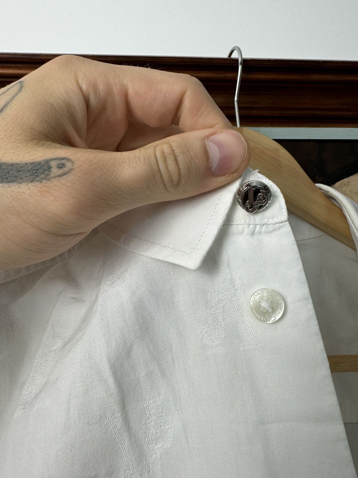 Versace Jeans Couture Versace Luxury Designer Button Up Monogram White Shirt Rare Size US S / EU 44-46 / 1 - 7 Thumbnail