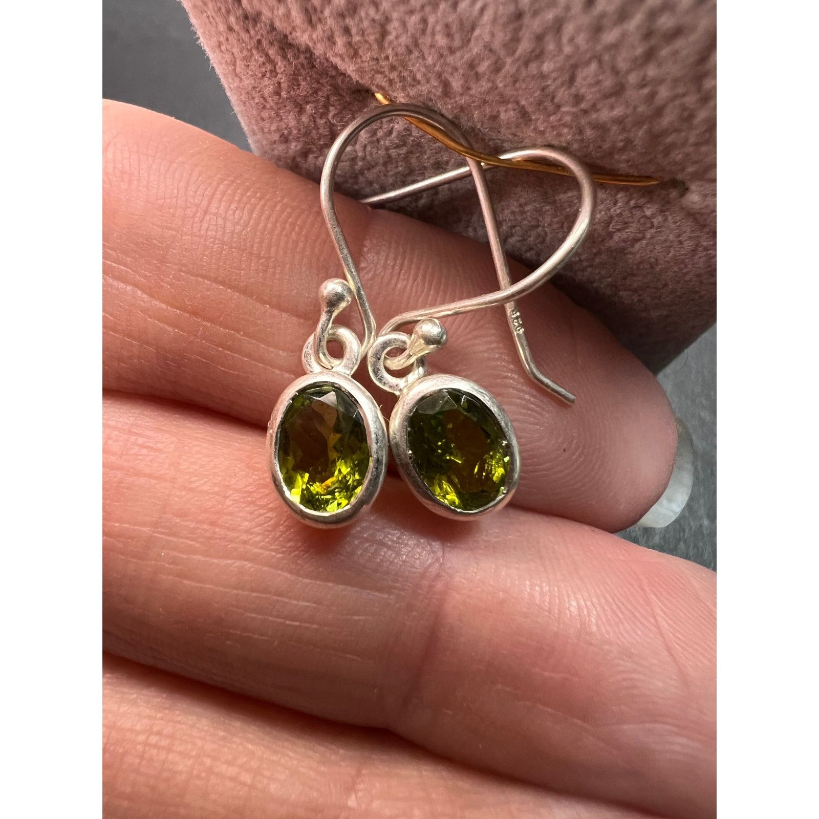 Other NEW Peridot sterling silver dangle earrings Size ONE SIZE - 5 Thumbnail