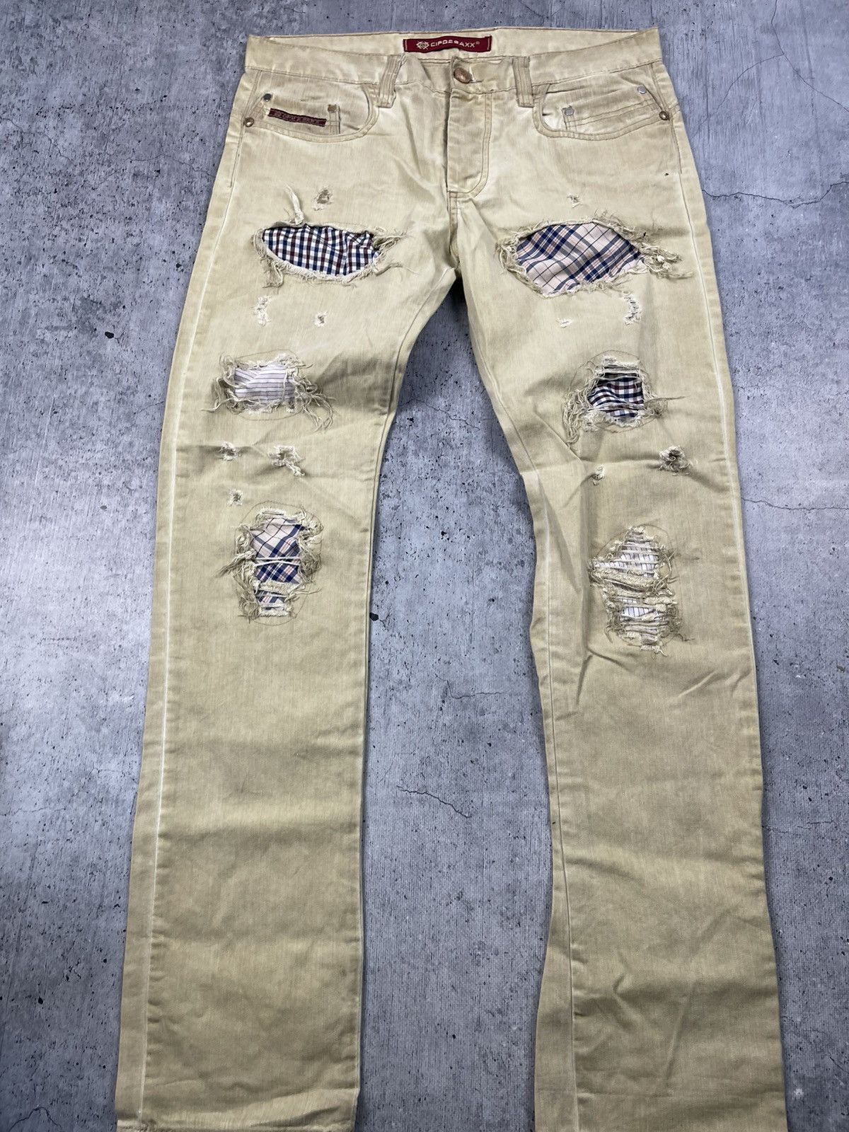 Japanese Brand INDIGO VINTAGE EXTREME RIP-FRONT STRAIGHT LEG OPIUM JEANS Size US 32 / EU 48 - 4 Thumbnail