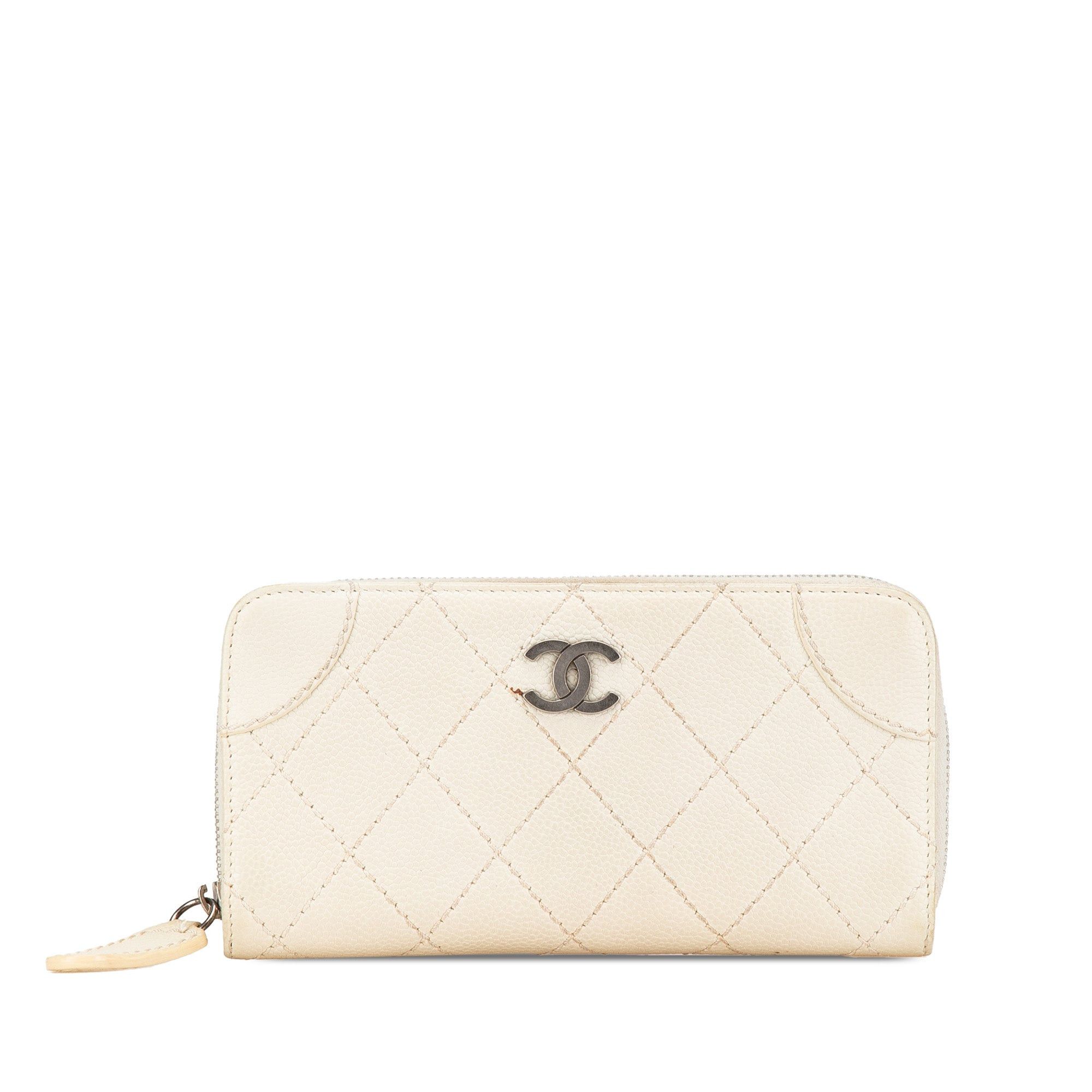 Chanel Chanel CC Quilted Caviar Zip Around Long Wallet White Size ONE SIZE - 1 Thumbnail