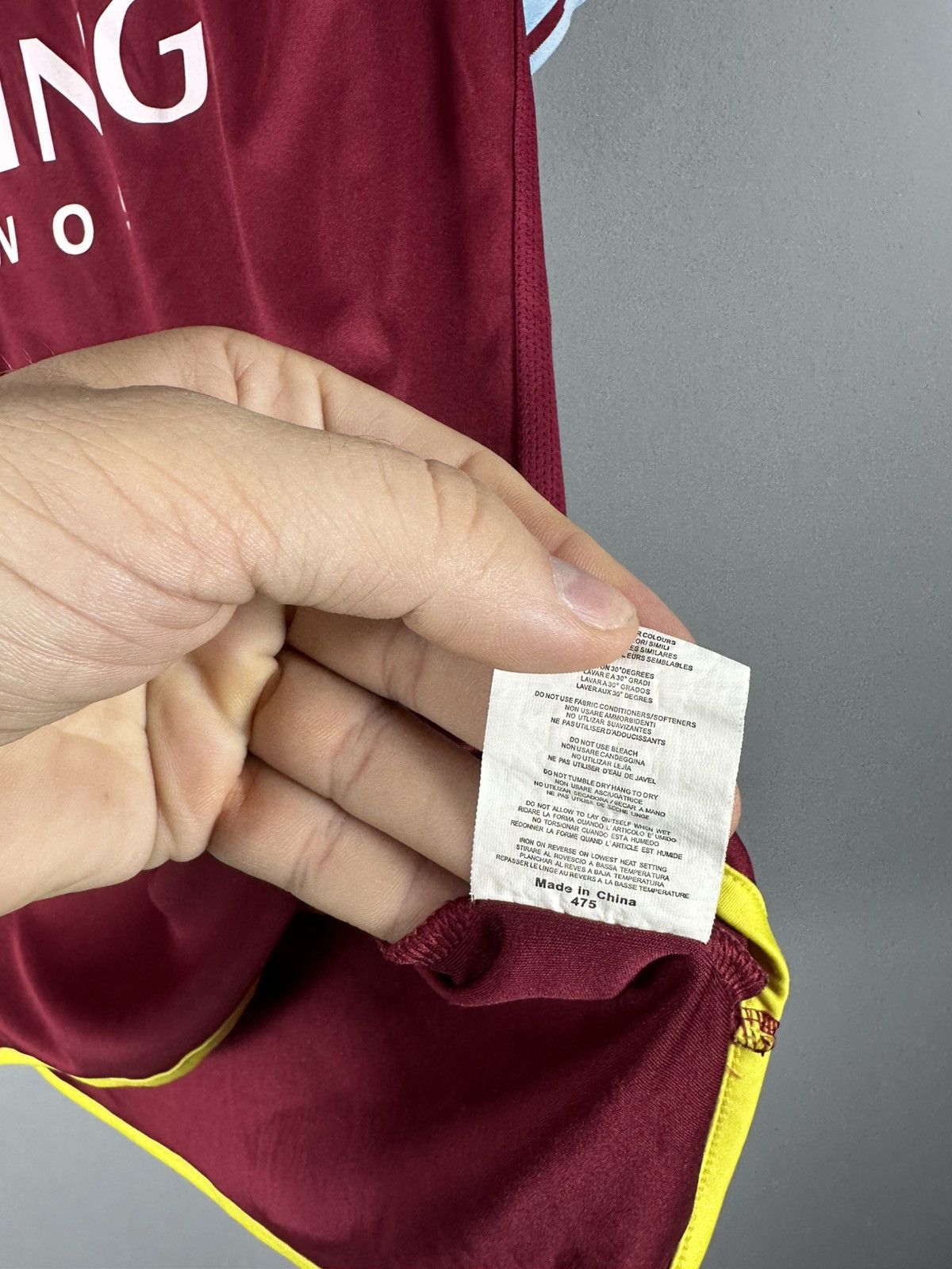 Macron ASTON VILLA 2012 2013 HOME FOOTBALL SHIRT SOCCER JERSEY Size US XL / EU 56 / 4 - 8 Thumbnail