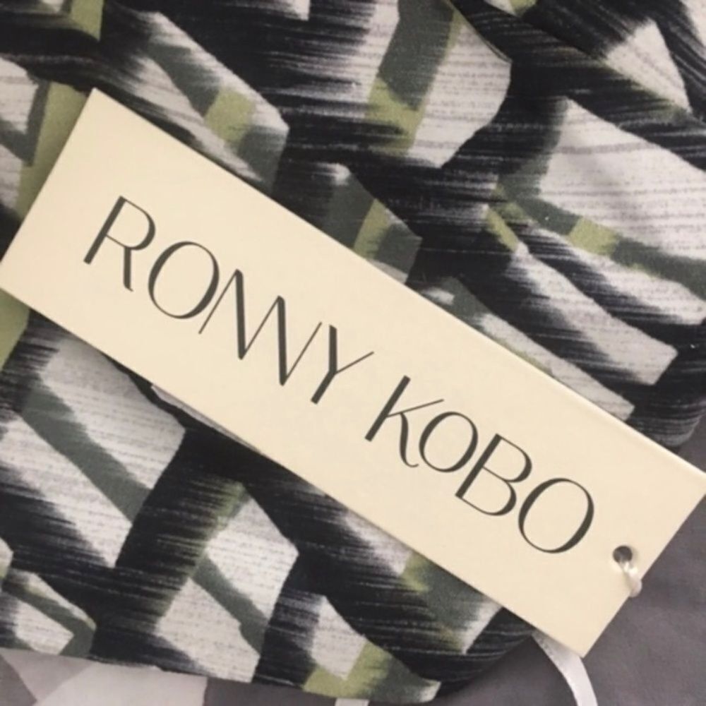 Ronny Kobo Ronny Kobo “Rica” Nile Green Grid Print Crop Tank Top XS NWT Size XS / US 0-2 / IT 36-38 - 6 Thumbnail