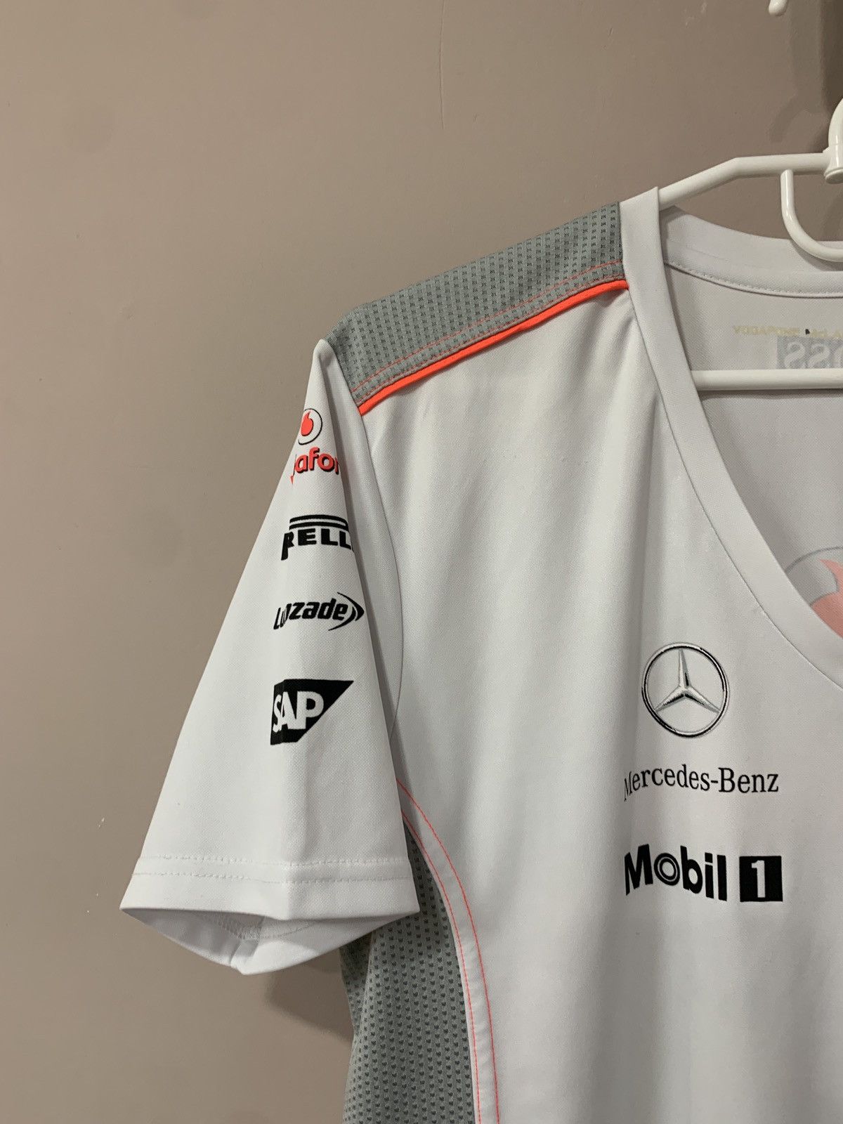 Formula 1 Womens McLaren Formula 1 T Shirt Racing Jersey Size L Size L / US 10 / IT 46 - 4 Thumbnail