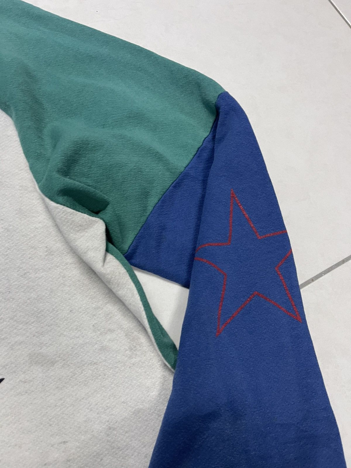 Hockey Skateboards VINTAGE 80S RAGLAN HOCKEY USA GRAPHIC TEE VERY RARE Size US L / EU 52-54 / 3 - 6 Thumbnail