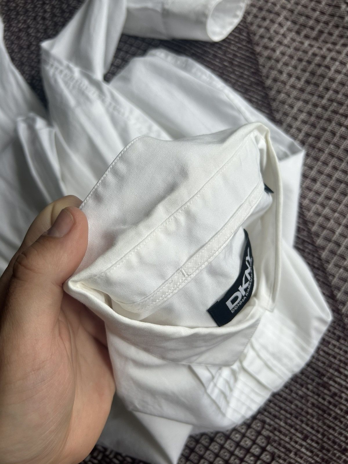 DKNY DKNY Classic White Shirt Solid Style Size Medium Size US M / EU 48-50 / 2 - 11 Thumbnail