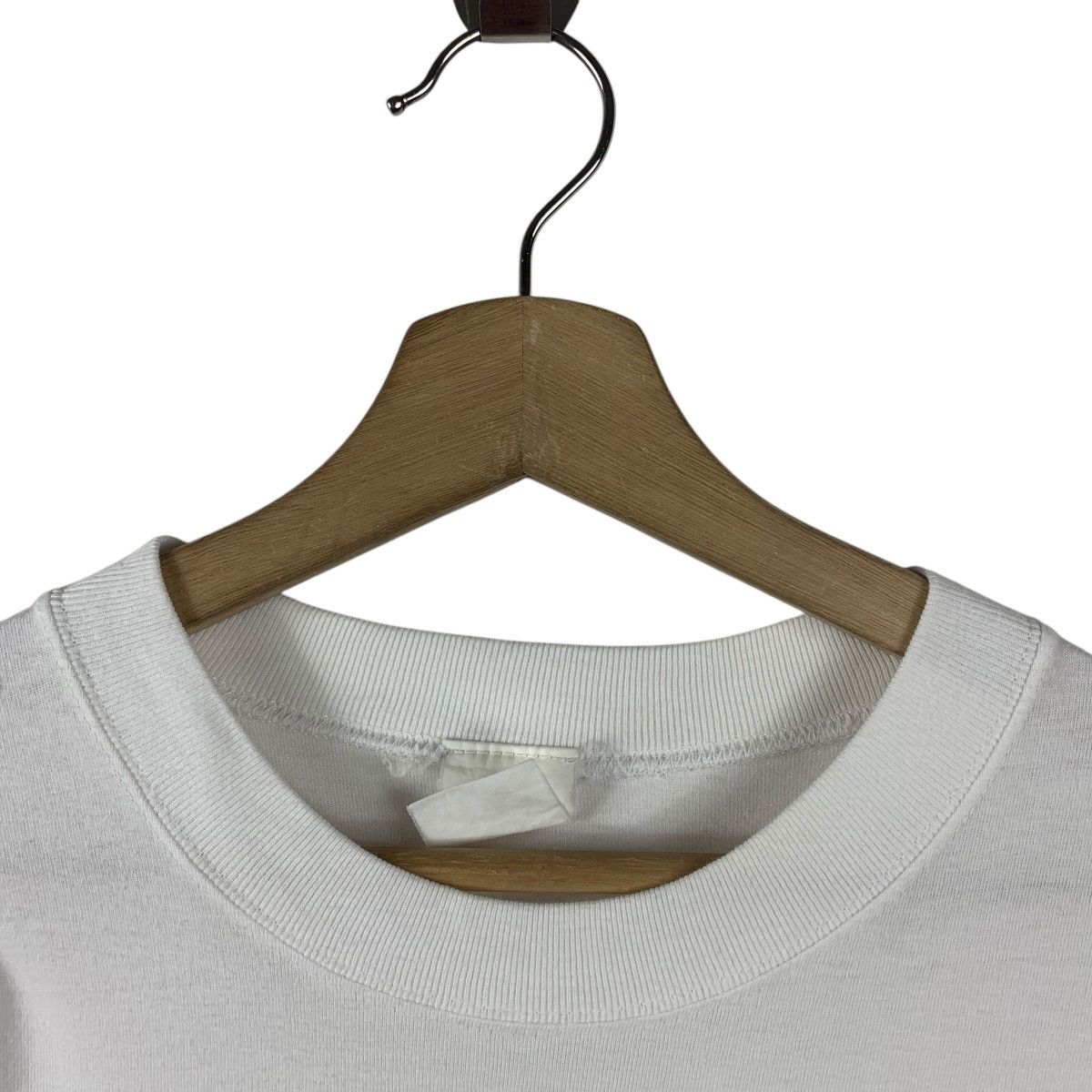 Esprit × Vintage Vintage ESPRIT peace on earth logo spellout tee Size US M / EU 48-50 / 2 - 5 Thumbnail