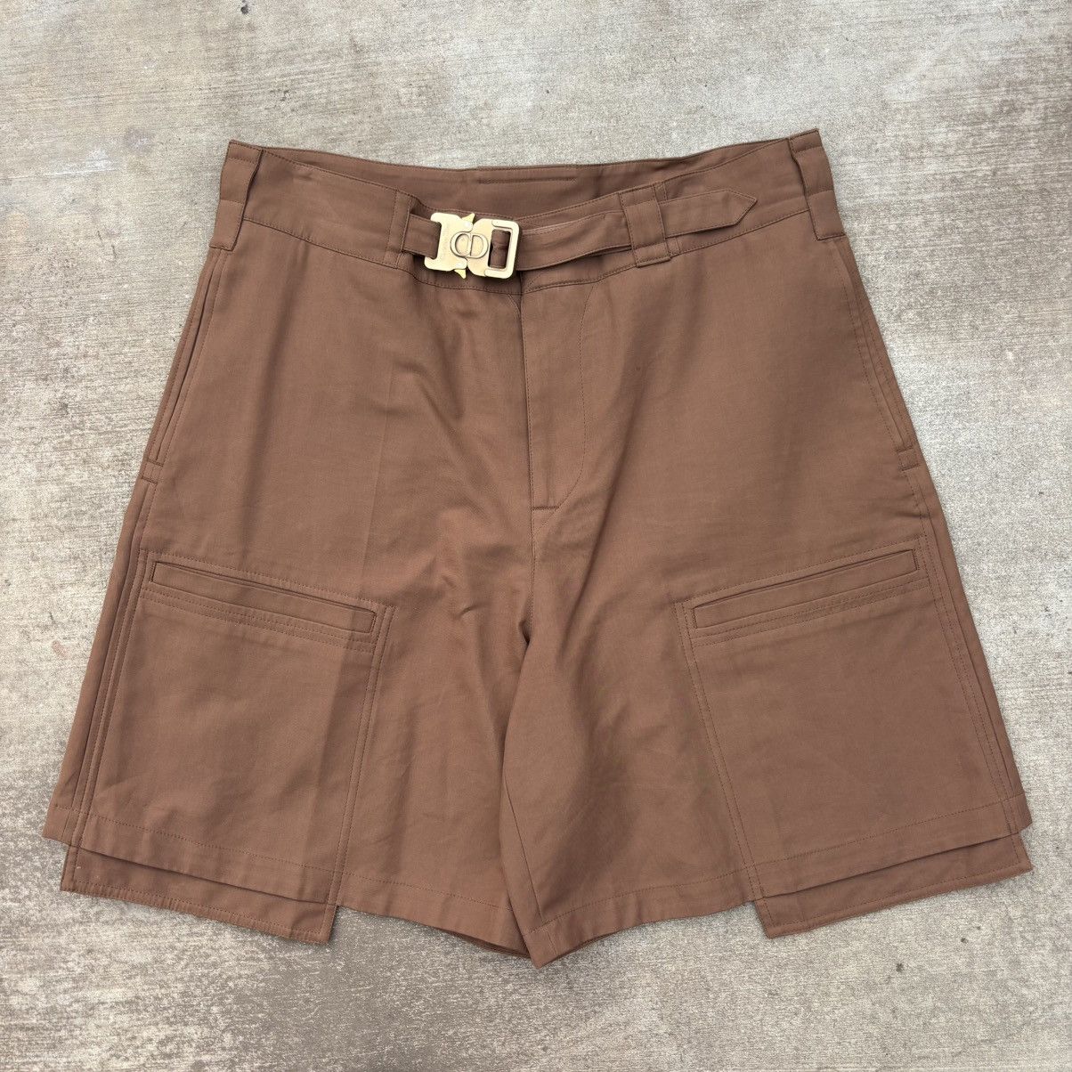 1017 ALYX 9SM × Dior × Travis Scott Dior x CACTUS JACK Cargo Bermuda Shorts Size US 35 - 1 Thumbnail