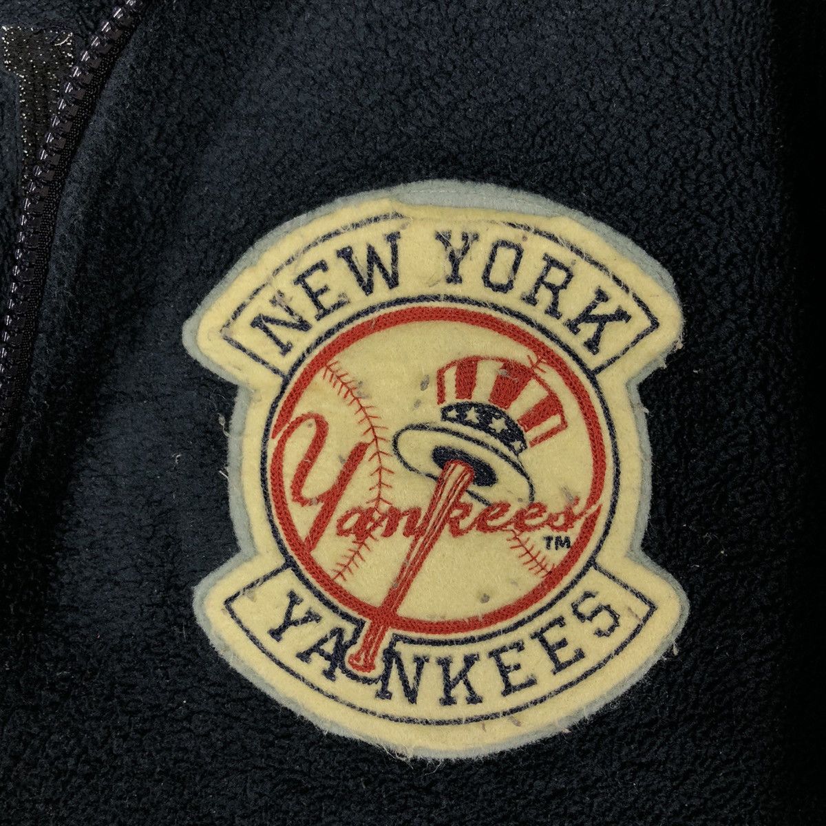Japanese Brand 🔥Vintage Fleece Jacket New York Yankees Big Logo Size US XL / EU 56 / 4 - 14 Thumbnail