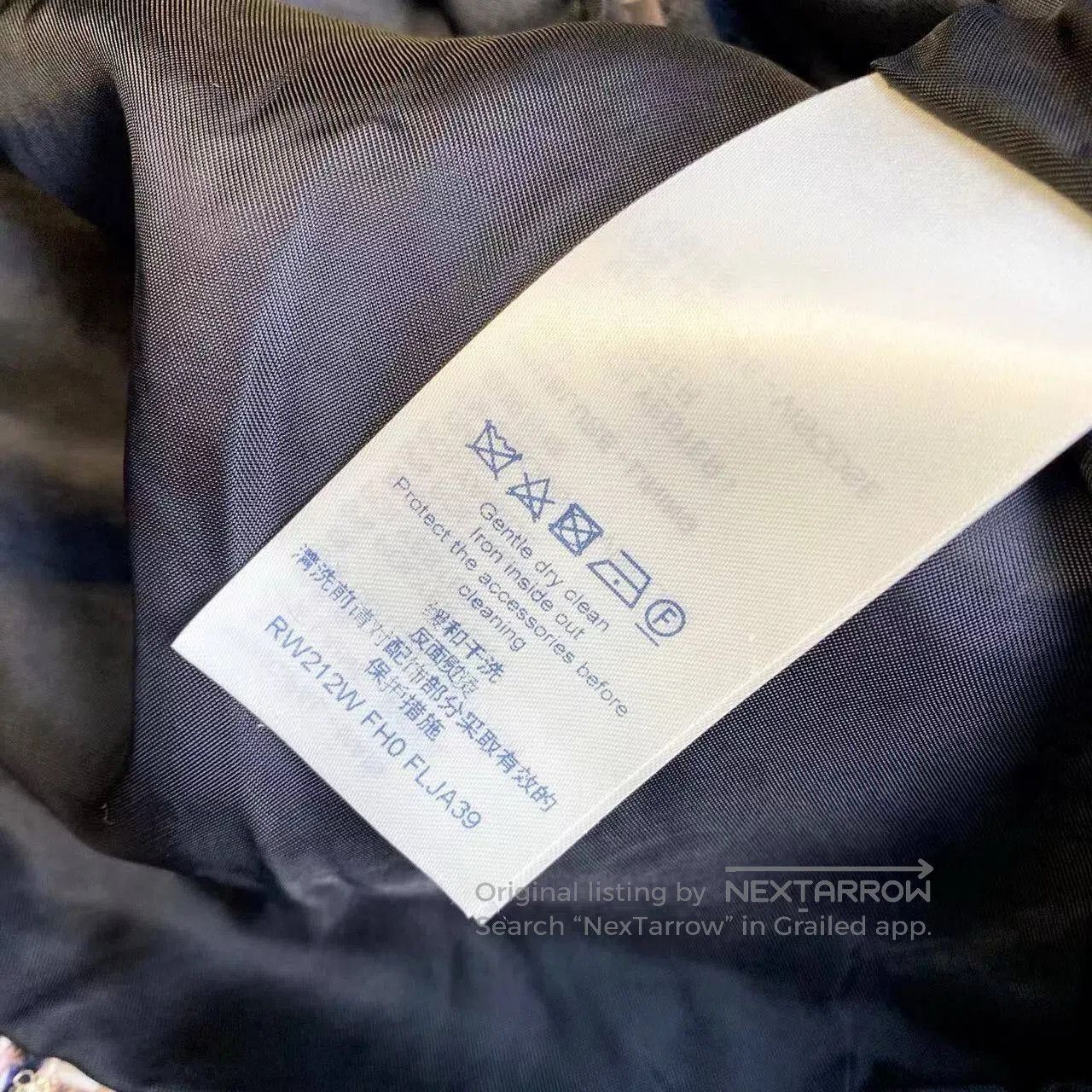 Louis Vuitton Louis Vuitton A small fragrant breeze is an old flower jac Size XXS / US 00 / IT 34 - 4 Thumbnail