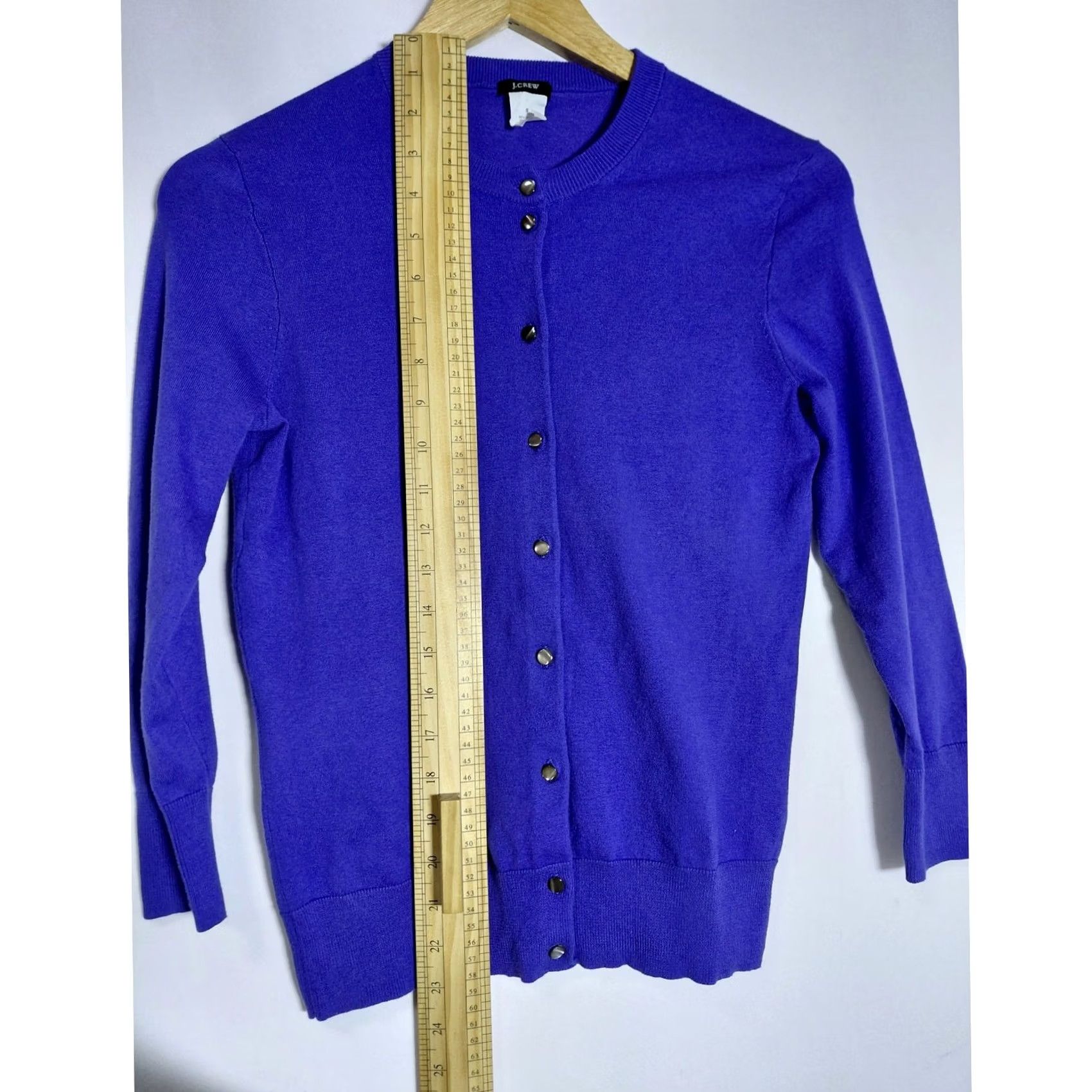 J.Crew J.CREW Purple Cardigan Sweater Solid Knit Women Size S Cardigan, Crew Neck, Button, Lightweight, Stretch, Casual Workwear Women Size S / US 4 / IT 40 - 5 Thumbnail