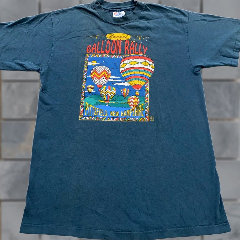 Vintage vtg 90s PITTSFIELD NEW HAMPSHIRE HOT AIR BALLOON FESTIVAL T-Shirt S/M blue Mens Regular Crew Neck Cotton 90s Theme Vintage Shirt Size US S / EU 44-46 / 1 - 1 Thumbnail