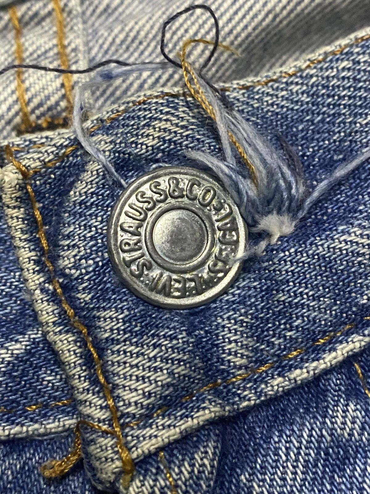 Levi's W32 Vintage Levis 501 60s Selvedge Rindem No6 ButtonFly Jean Size US 32 / EU 48 - 8 Thumbnail