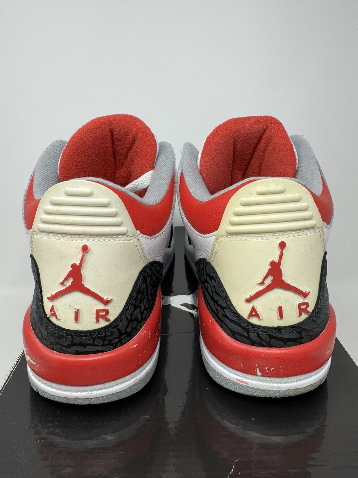 Jordan Brand Air Jordan 3 Retro Fire Red 2007 Size US 9 / EU 42 - 5 Thumbnail