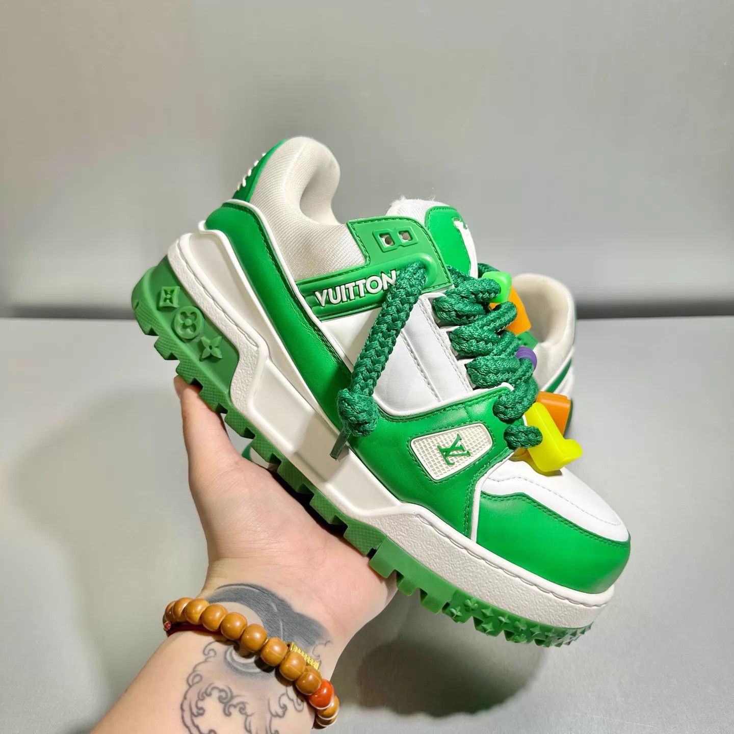 Louis Vuitton LV Trainer White Green Pikachu 40/6 Worn Excellent Size US 7 / EU 40 - 9 Thumbnail