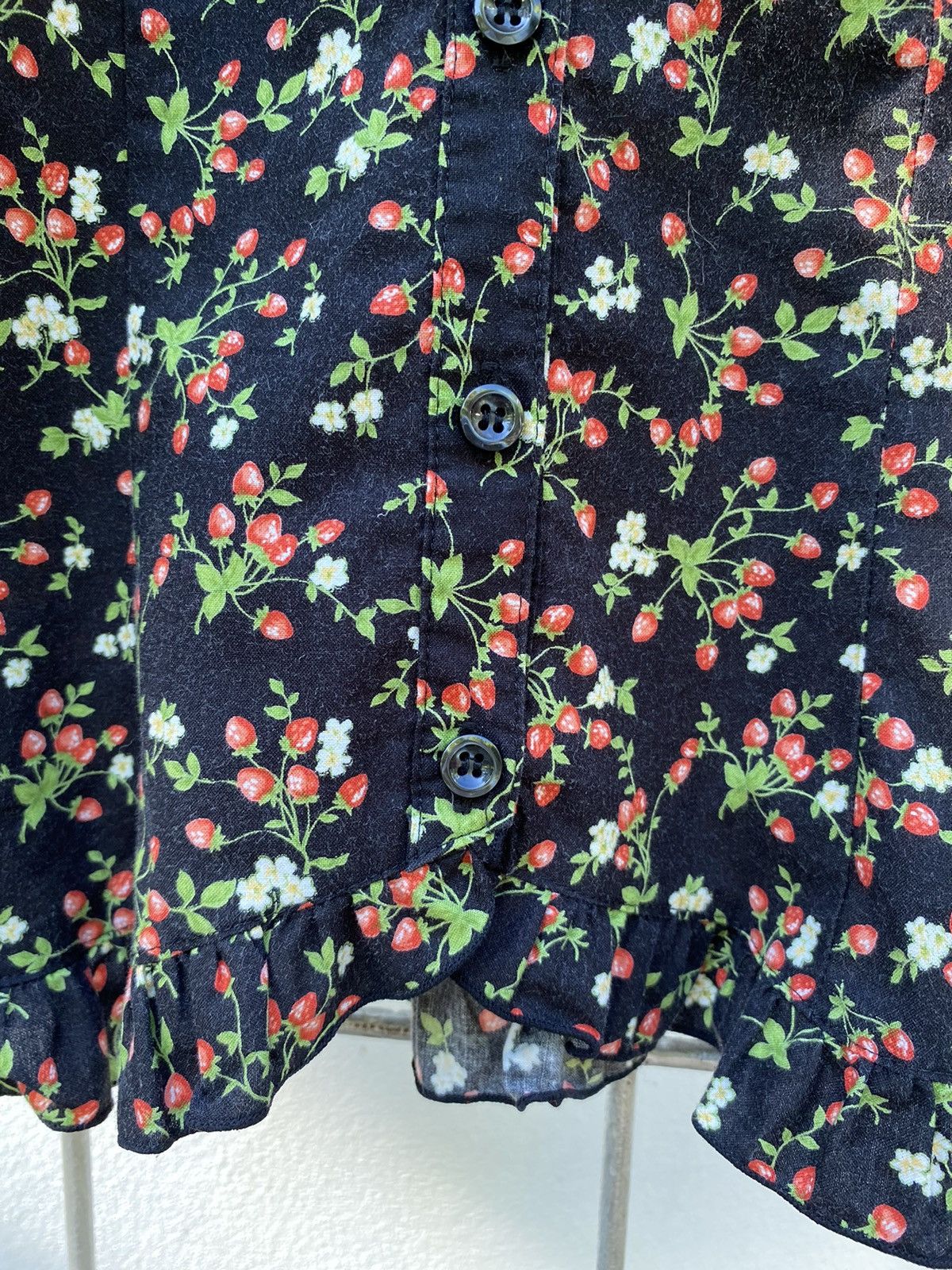 Japanese Brand × Seditionaries Peace Now Strawberry printed Ruffle Puff Blouse shirt Size M / US 6-8 / IT 42-44 - 11 Thumbnail