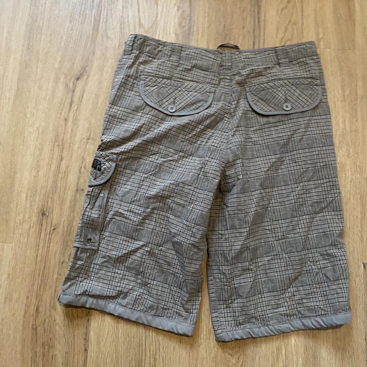 No Fear 2000s Brown and black cargo shorts #skater Vintage Size US M / EU 48-50 / 2 - 3 Thumbnail