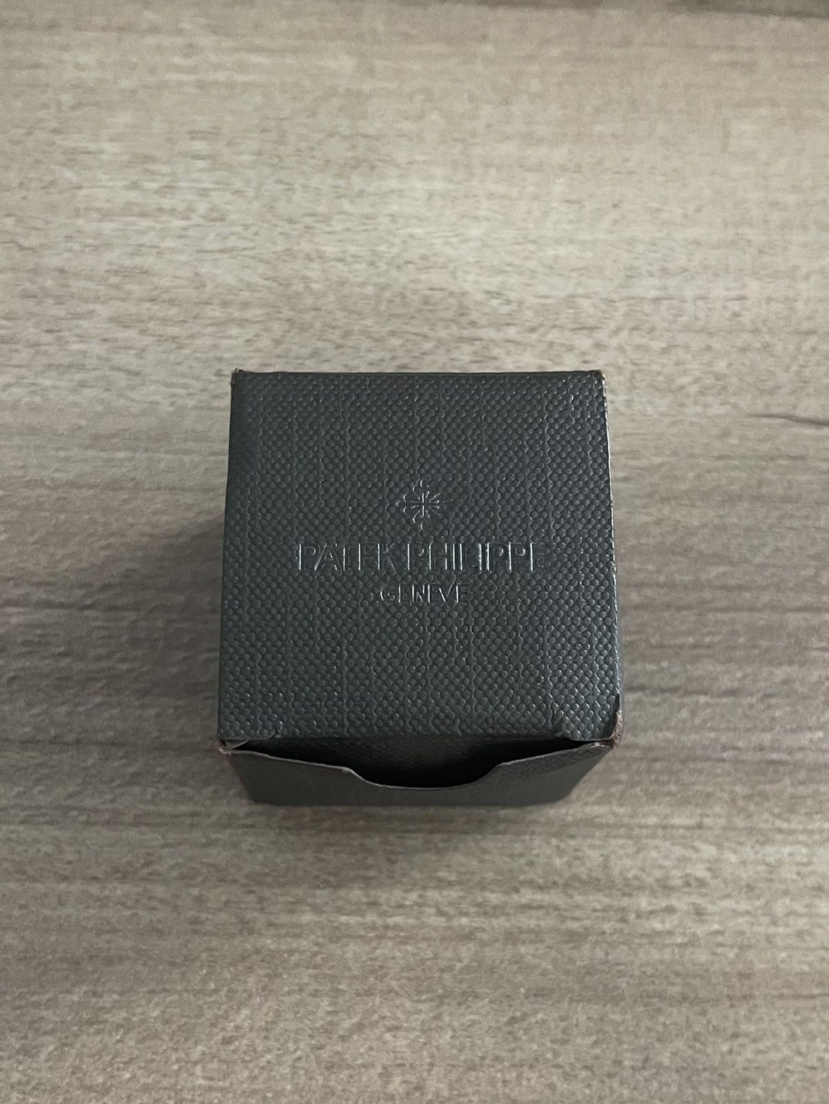 Patek Philippe Patek Philippe Loupe Glass Size ONE SIZE - 3 Thumbnail