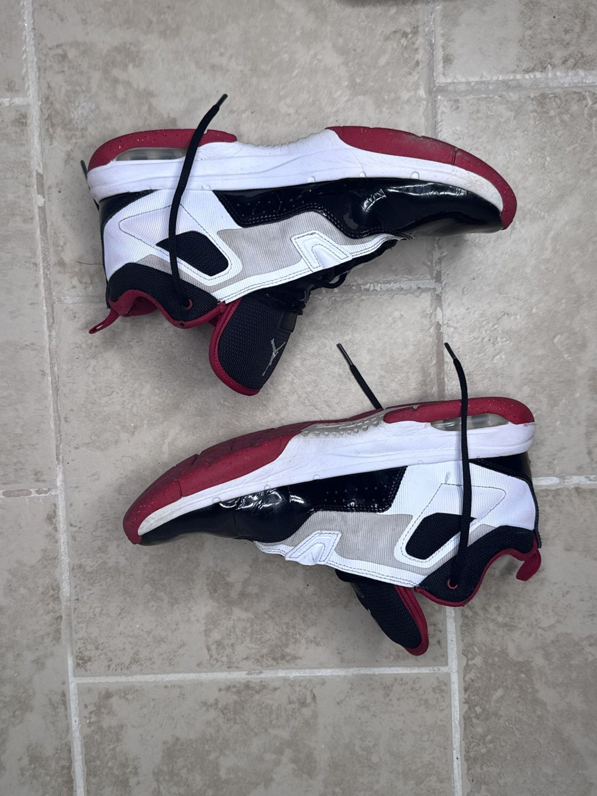 Jordan Brand Jordan Stay Loyal 3 Size US 10.5 / EU 43-44 - 2 Thumbnail