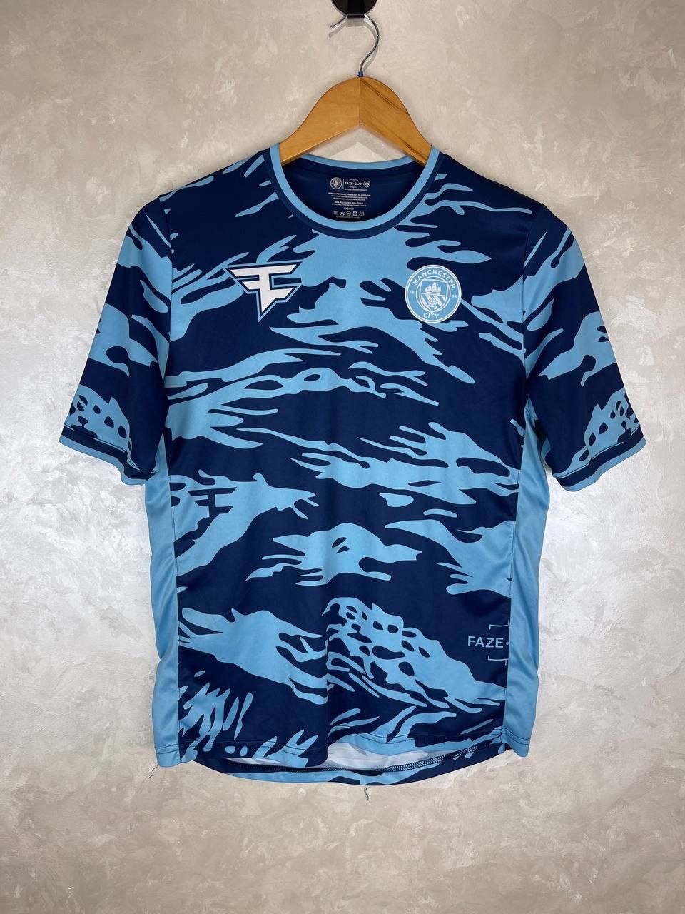 FaZe Manchester City x FaZe Clan Jersey 22 Polyester XS Blue Camo Size US XS / EU 42 / 0 - 1 Thumbnail