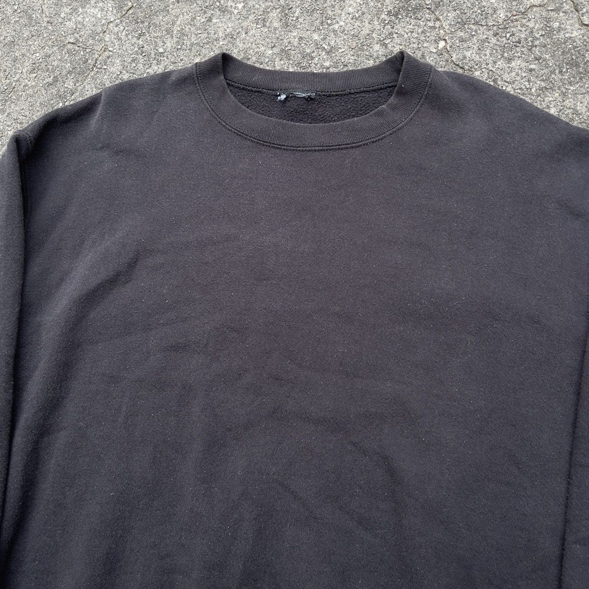 Vintage Vintage 90s Blank Black Crewneck Sweatshirt Size US XL / EU 56 / 4 - 2 Thumbnail