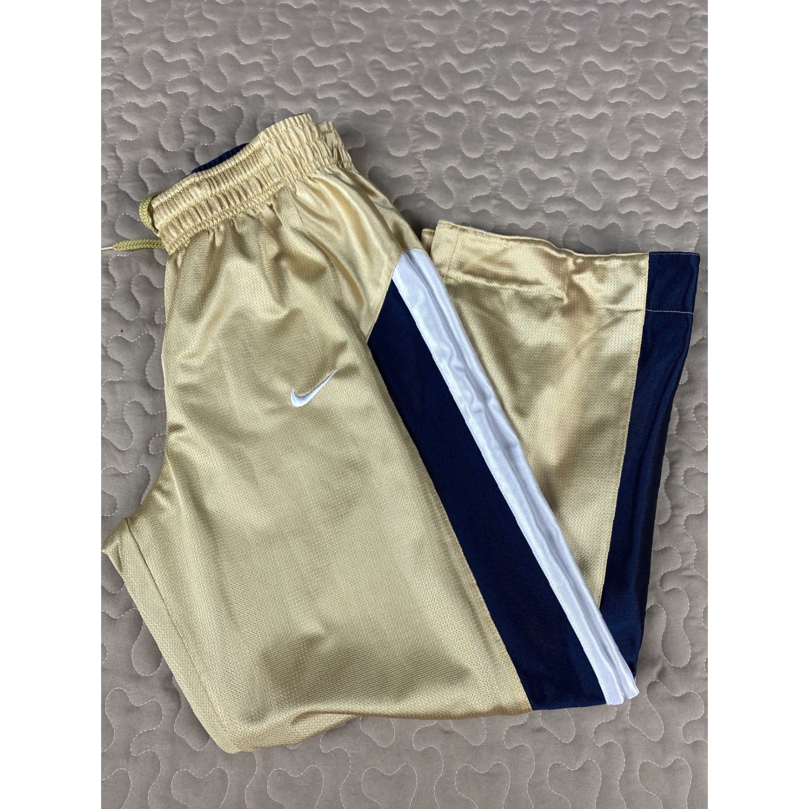 Nike VINTAGE Nike Air Reversible Track Pants Basketball Men S Gold Blue sz S Size US 29 - 2 Thumbnail