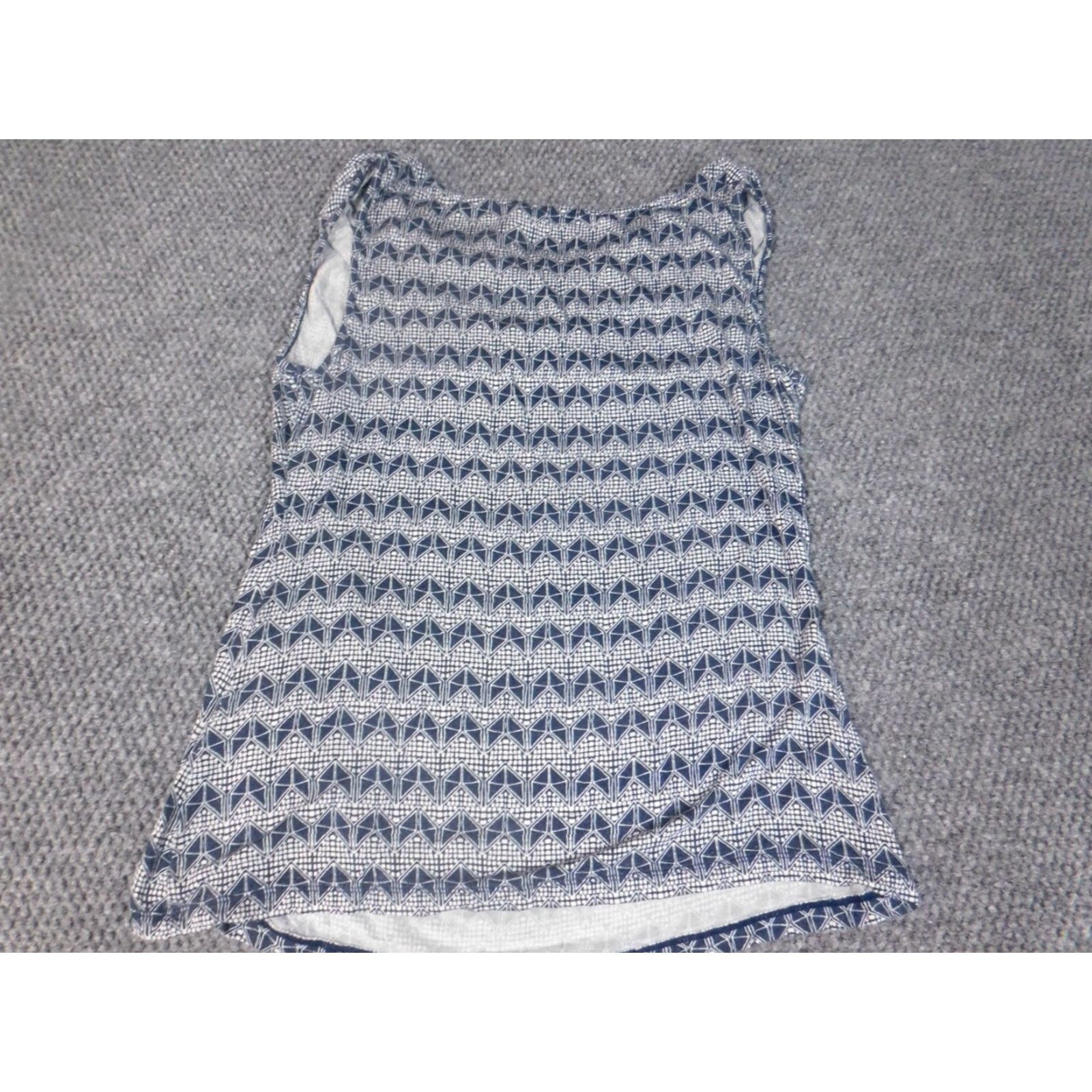 Vintage Max Studio Blouse Womens Regular Medium Blue Rayon Denim Geometric Dolman Sleeve Pullover Button Round Neck Casual Open Stretch Fashion Women Size M / US 6-8 / IT 42-44 - 7 Thumbnail