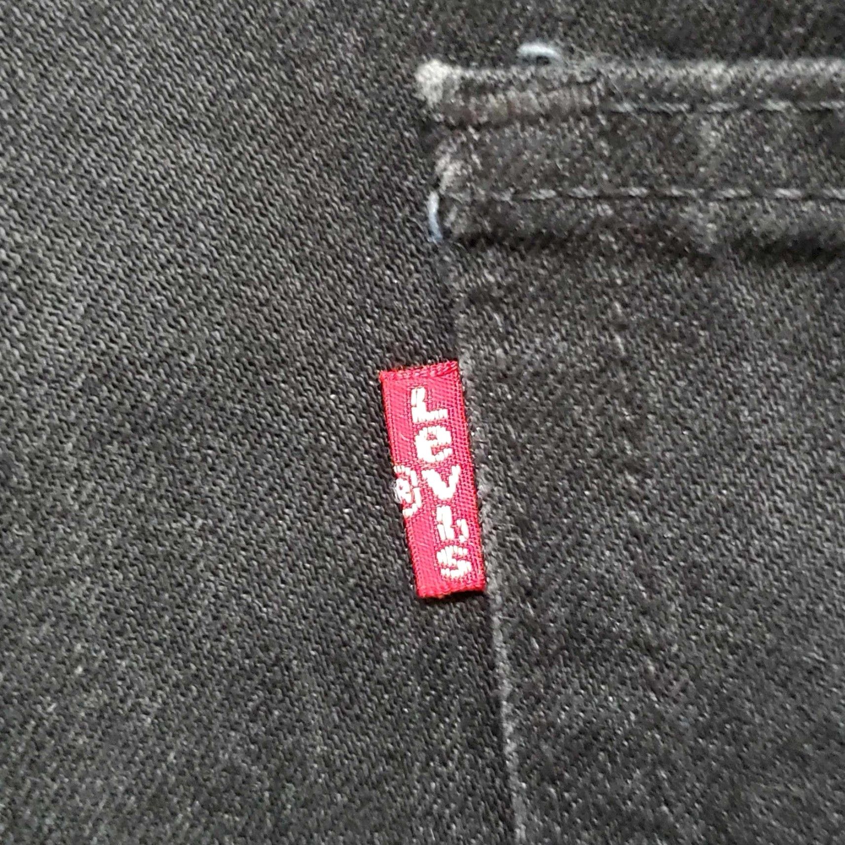 Levi's VINTAGE Levi's 569 Mens Denim Shorts Bermuda Black 42 Loose Straight 2000s Y2K Casual Mens Size US 42 / EU 58 - 7 Thumbnail