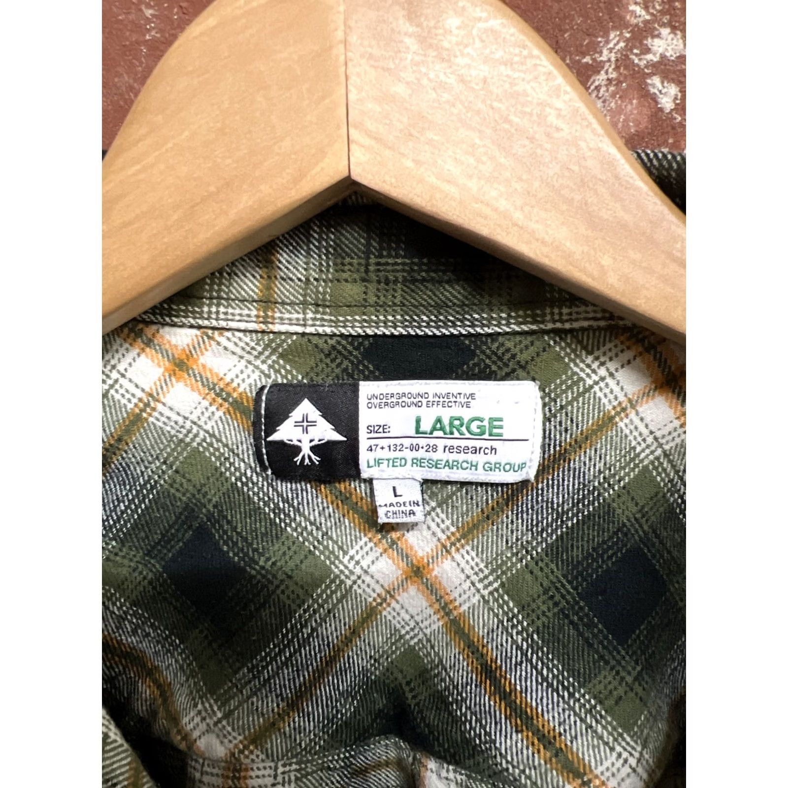 Vintage LRG Mens Green Plaid Long Sleeve Button-Up Flannel Size L Size US L / EU 52-54 / 3 - 3 Thumbnail