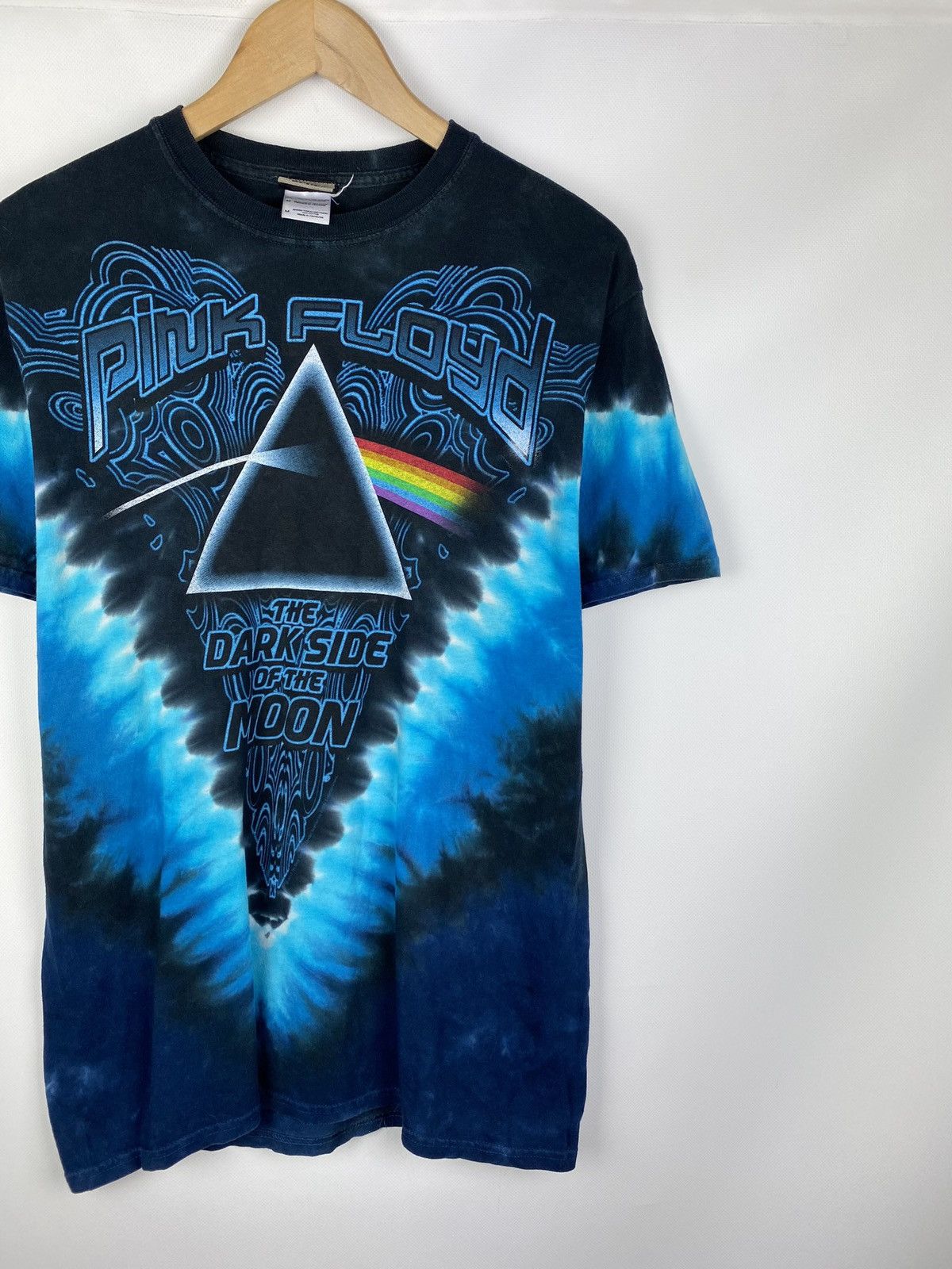 Band Tees Pink Floyd The Dark Side Of The Moon vintage band t shirt Size US M / EU 48-50 / 2 - 3 Thumbnail
