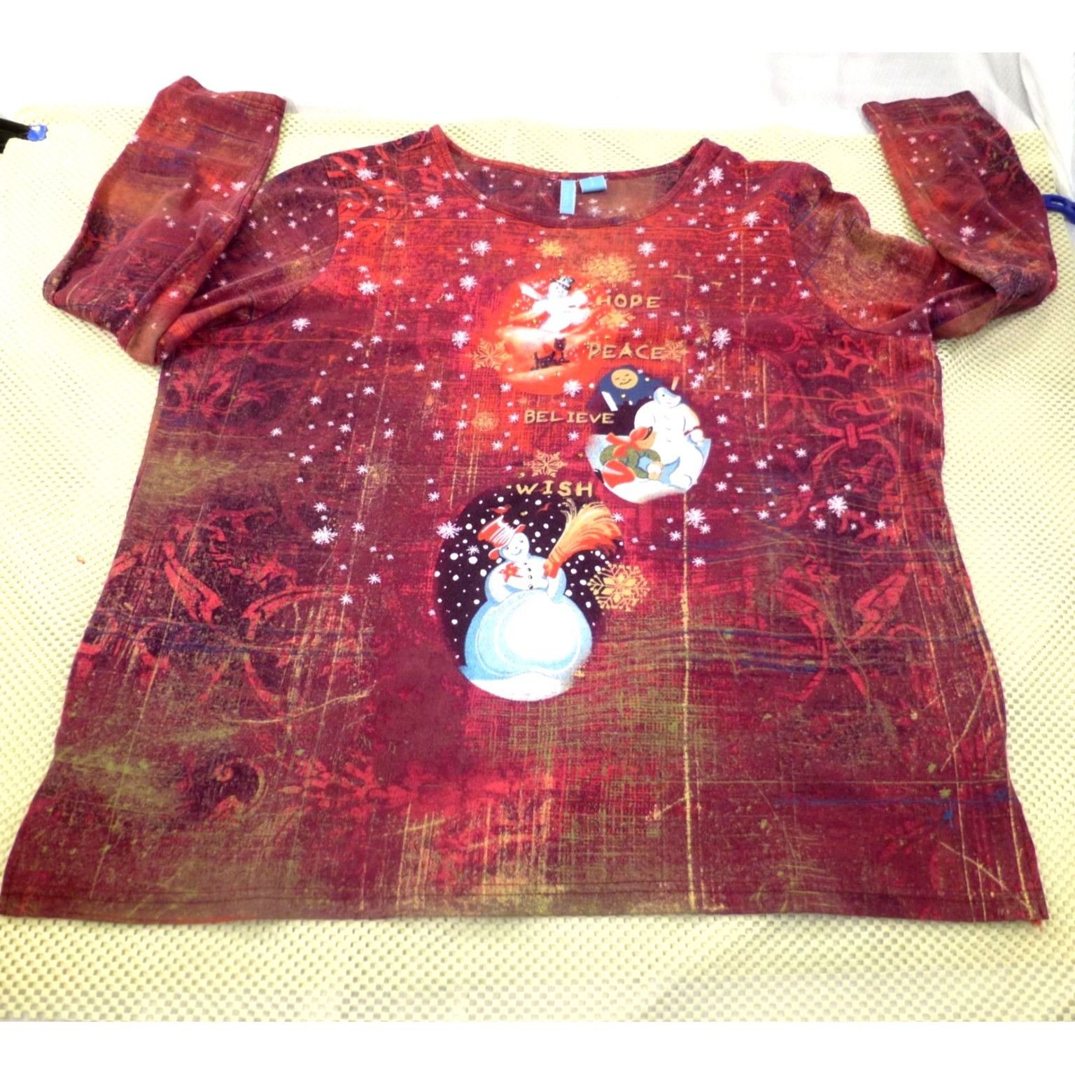 Other Christmas Graphic Red Snowflake Print Top Fresh Women 2X Fre Size XXL / US 16-18 / IT 52-54 - 1 Thumbnail