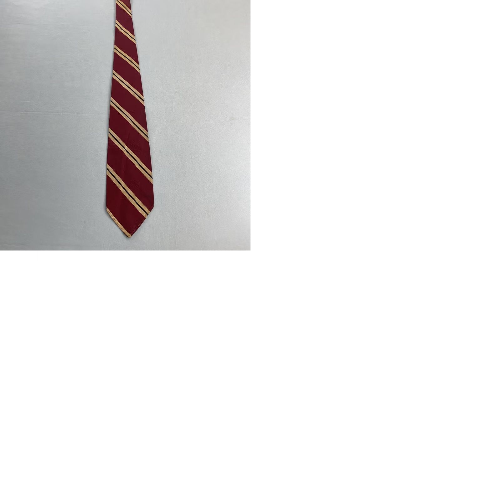 Wilson Vtg Wilson Wear Willcrest Tie Silk USA Red Swing Rockabilly 3x54 30s 40s Necktie Size ONE SIZE - 11 Thumbnail