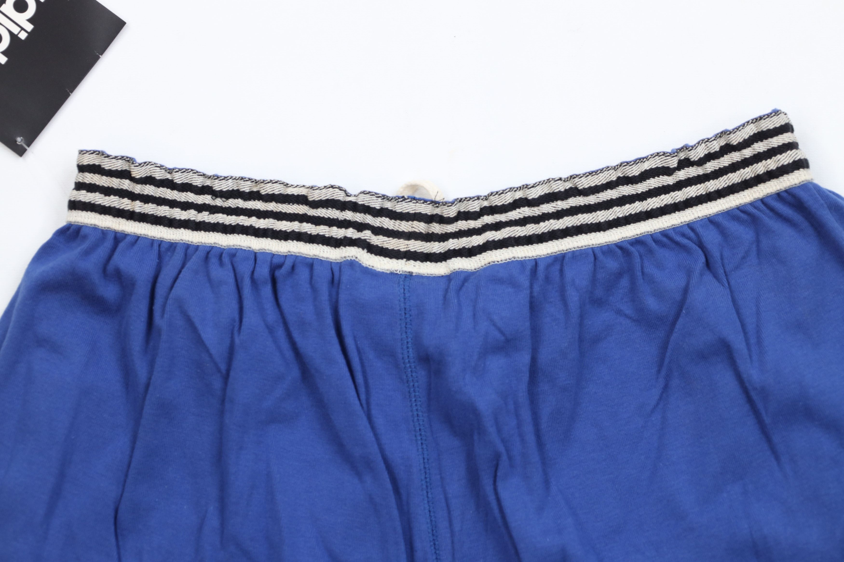 Adidas Deadstock Vintage 90s Adidas Above Knee Shorts Royal Blue Size US 36 / EU 52 - 13 Thumbnail