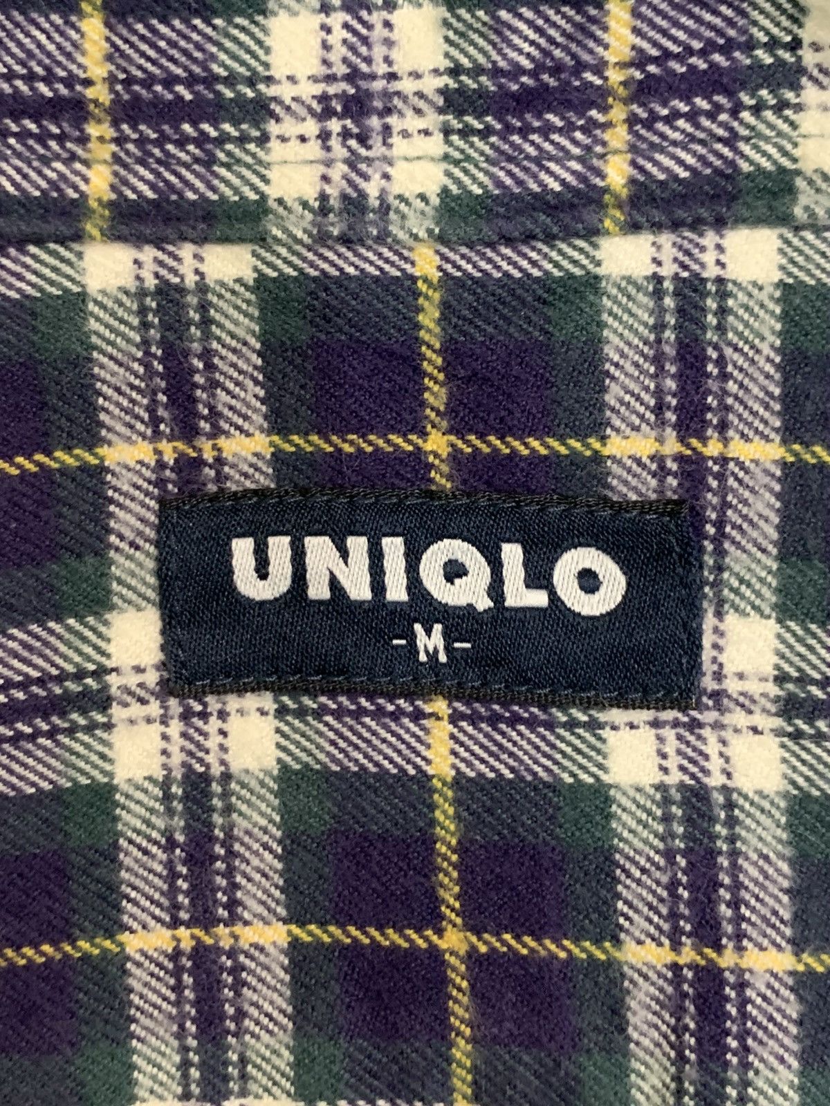 Uniqlo Rare Design Uniqlo Single Pocket Button Ups Shirt Size US M / EU 48-50 / 2 - 4 Thumbnail