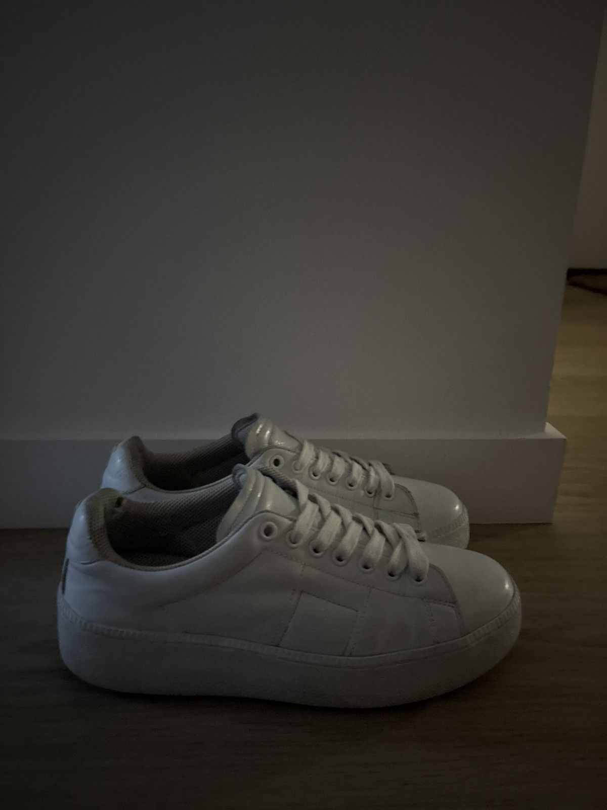 Maison Margiela Maison Margiela Leather Wedge Size US 7 / EU 40 - 1 Thumbnail