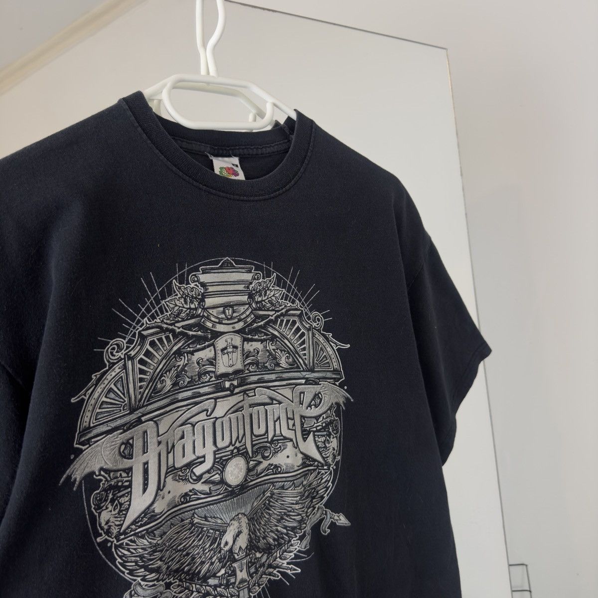 Band Tees Dragon Force Vintage 2006 Tour Rock Tee Size US M / EU 48-50 / 2 - 4 Thumbnail