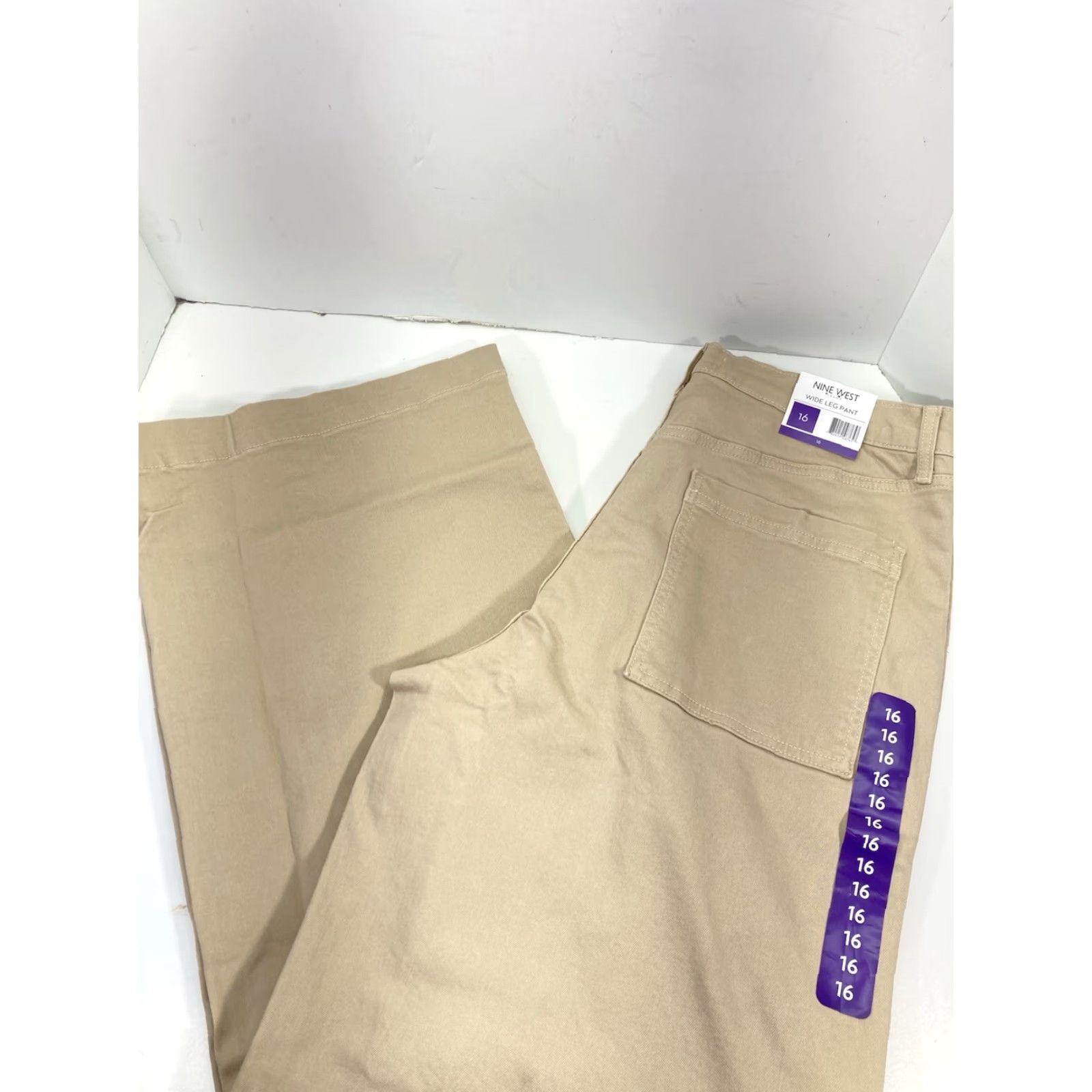 Nine West Nine West Pants Women Sz 16 Wide-Leg Beige Khaki Stretch Cotton Blend NWT 38x34 China Vietnam Spring Summer Fall Regular Men/Women? Size 38" / US 16 / IT 52 - 2 Thumbnail