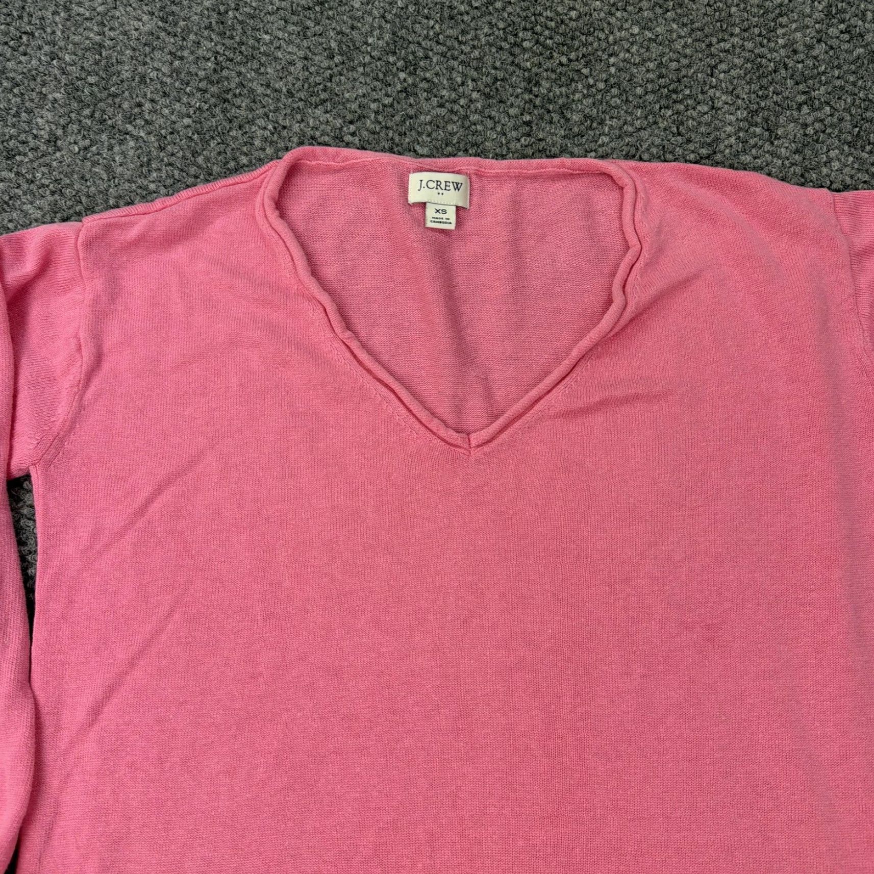 J.Crew J Crew Tunic Sweater Womens XS Pink Linen V Neck Long Sleeve Button Hem Size XS / US 0-2 / IT 36-38 - 2 Thumbnail
